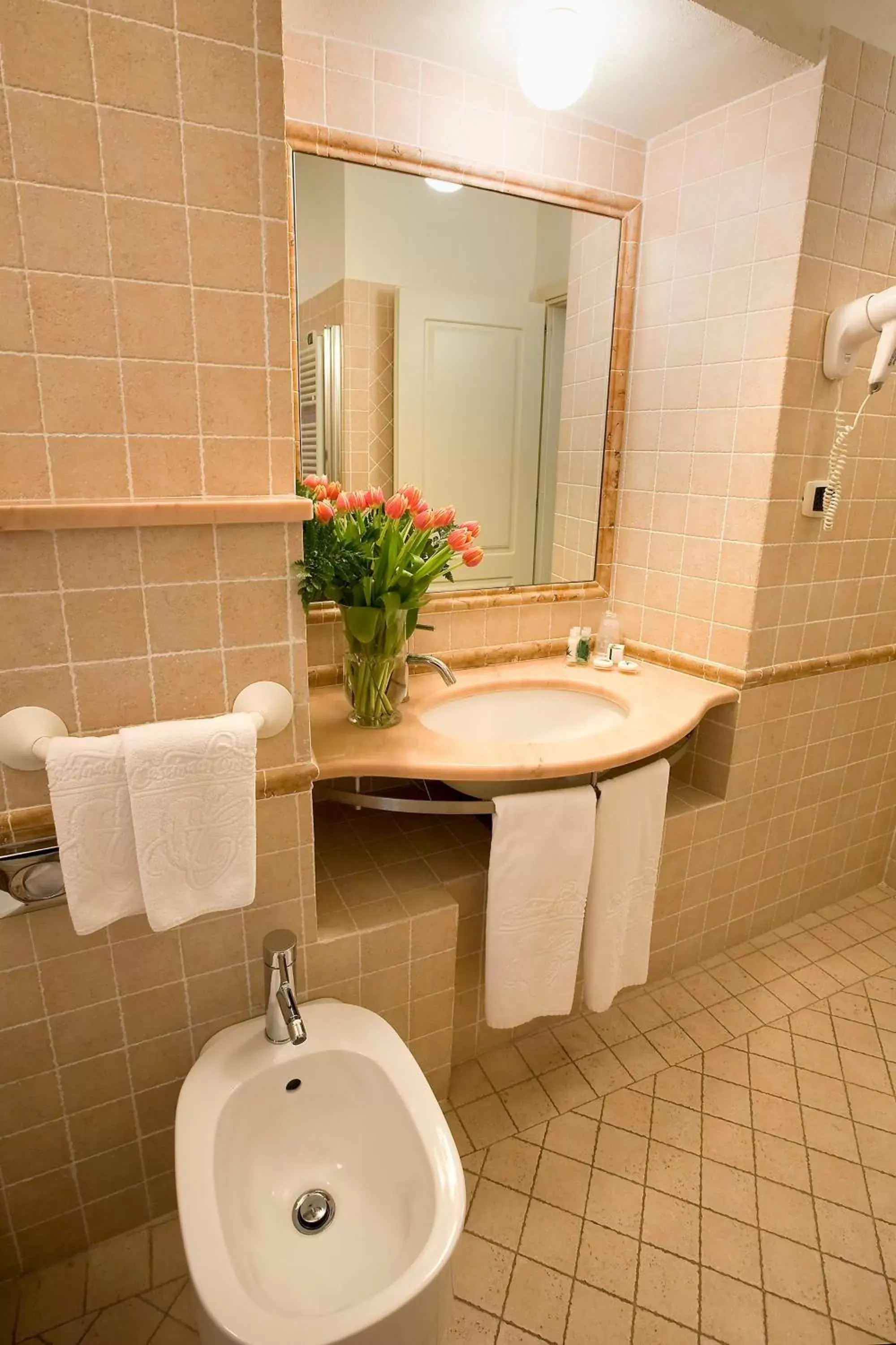 Twin Room in Hotel Cascina Di Corte Twin Room in Hotel Cascina Di Corte