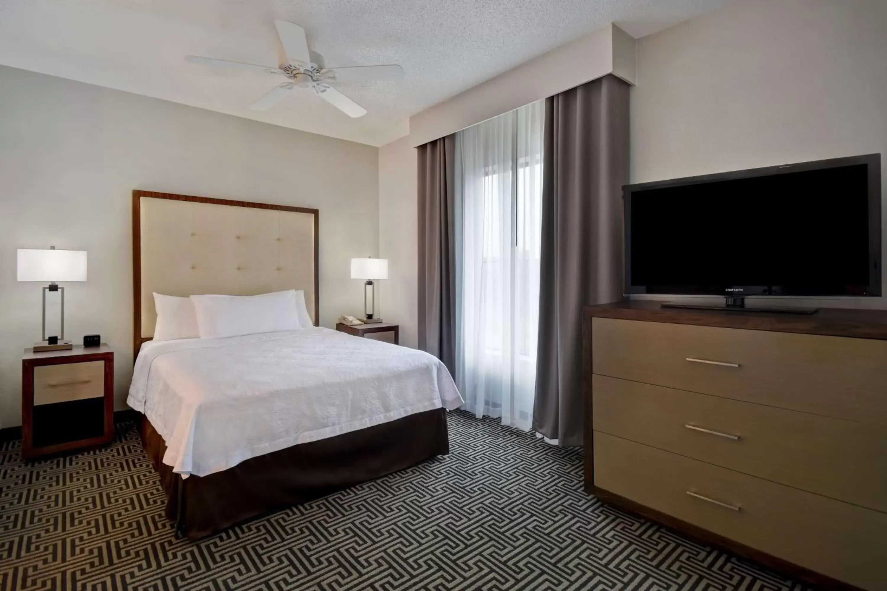 Queen Studio Suite - Non-Smoking in Homewood Suites By Hilton HOU Intercontinental Airport Queen Studio Suite - Non-Smoking in Homewood Suites By Hilton HOU Intercontinental Airport