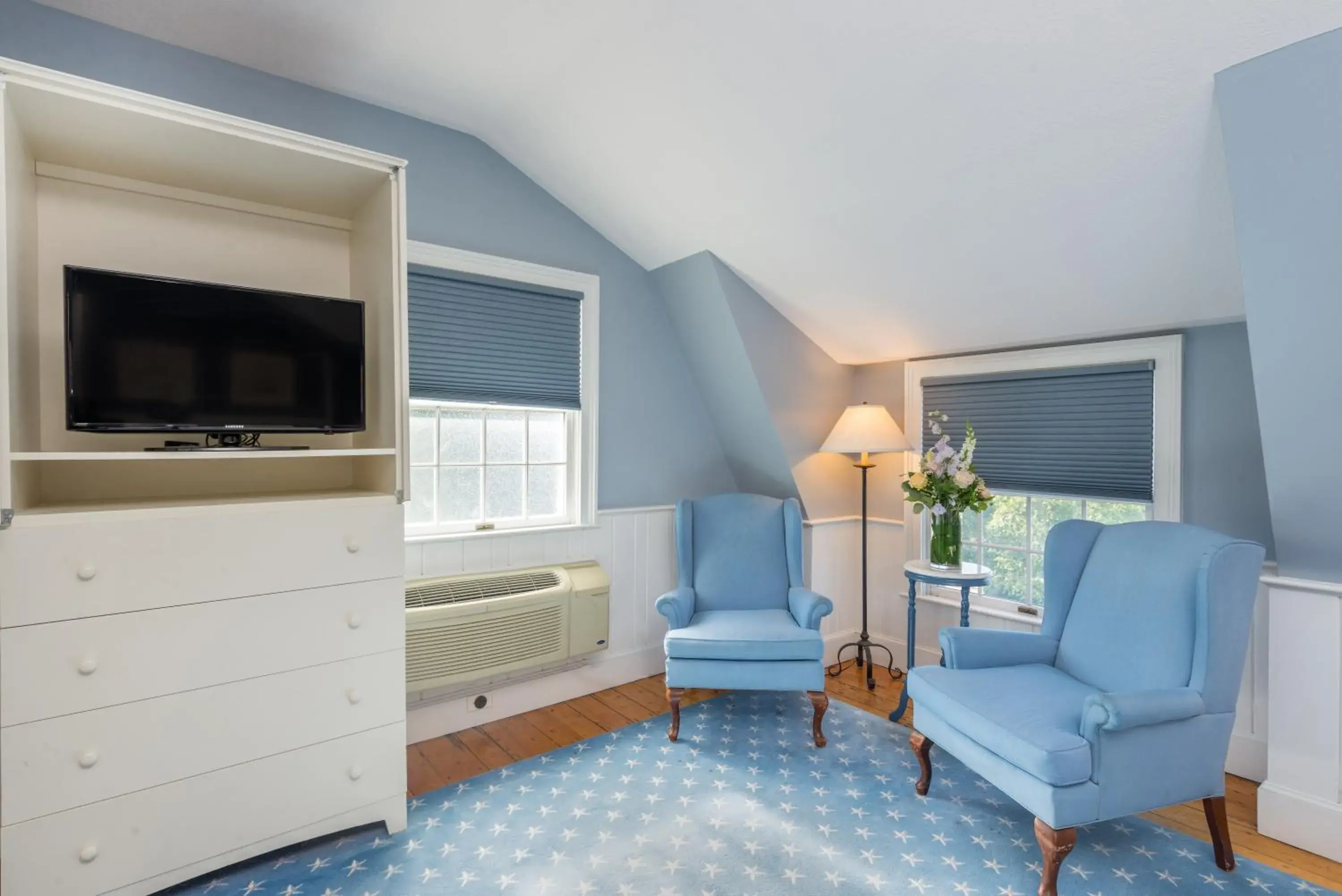Junior Suite with Ocean View in The Breakwater Inn & Spa Junior Suite with Ocean View in The Breakwater Inn & Spa