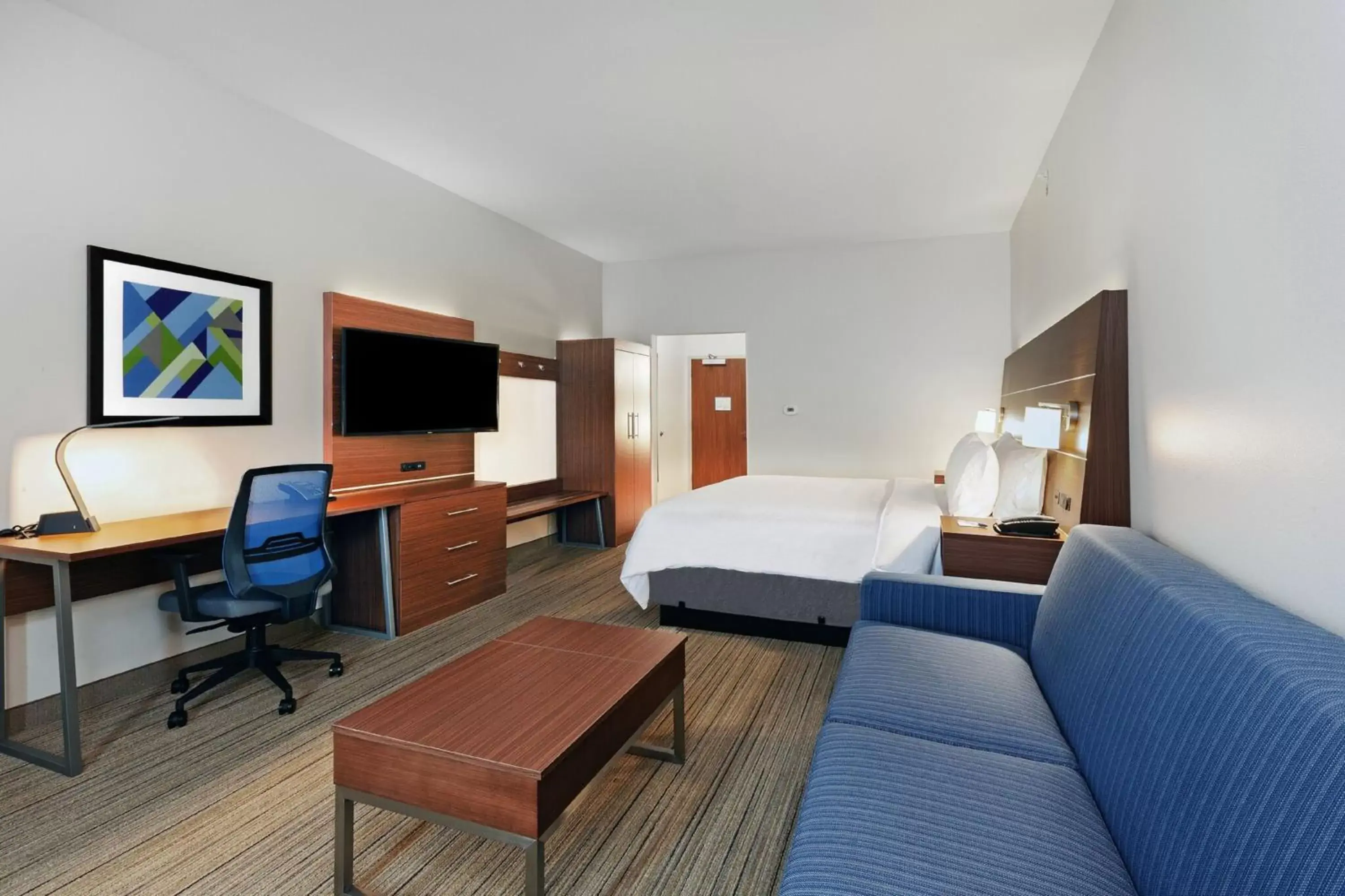King Suite with Sofa Bed in Holiday Inn Express & Suites - Tulsa Northeast - Owasso by IHG King Suite with Sofa Bed in Holiday Inn Express & Suites - Tulsa Northeast - Owasso by IHG