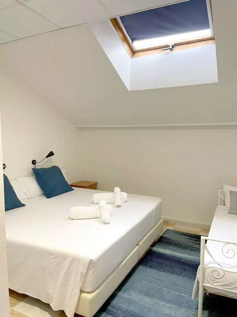 Superior Double Room - Attic in Hotel El Ancla Superior Double Room - Attic in Hotel El Ancla