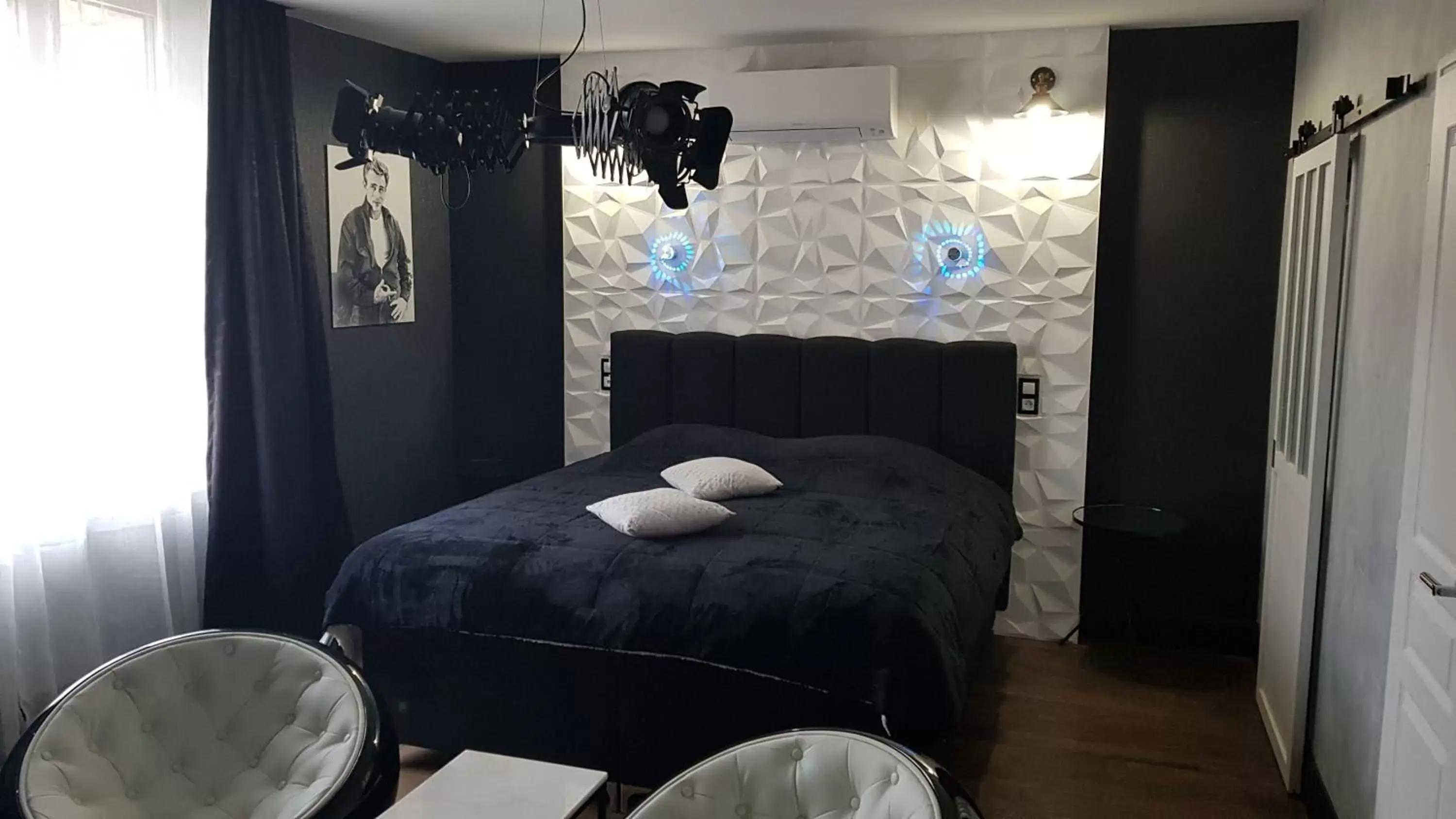 Superior King Room in Les Étoiles Superior King Room in Les Étoiles