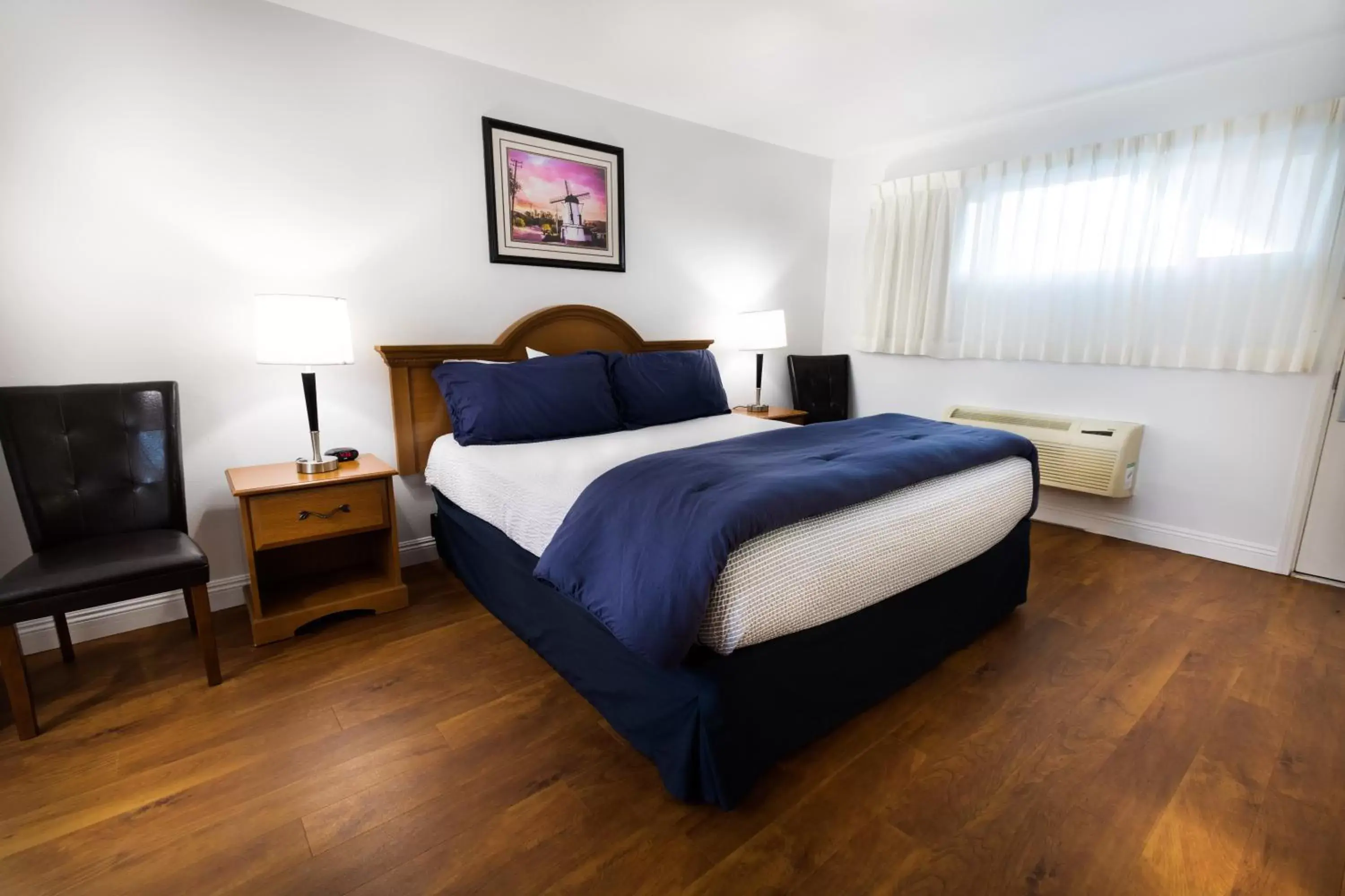 King Frederik Inn King Frederik Inn