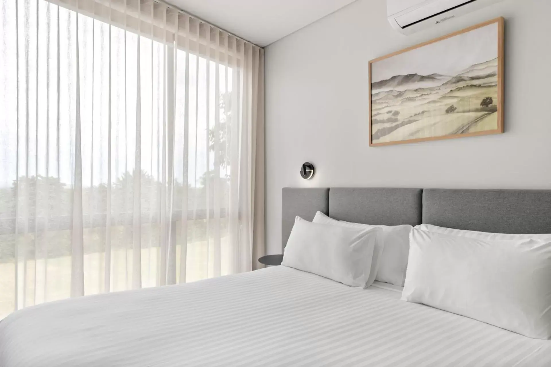 Premier Corner Suite - Free Wifi and Parking in Balgownie Estate Yarra Valley Premier Corner Suite - Free Wifi and Parking in Balgownie Estate Yarra Valley