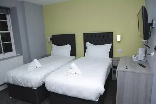 Twin Room in The Spring Bank APARTHOTEL Twin Room in The Spring Bank APARTHOTEL