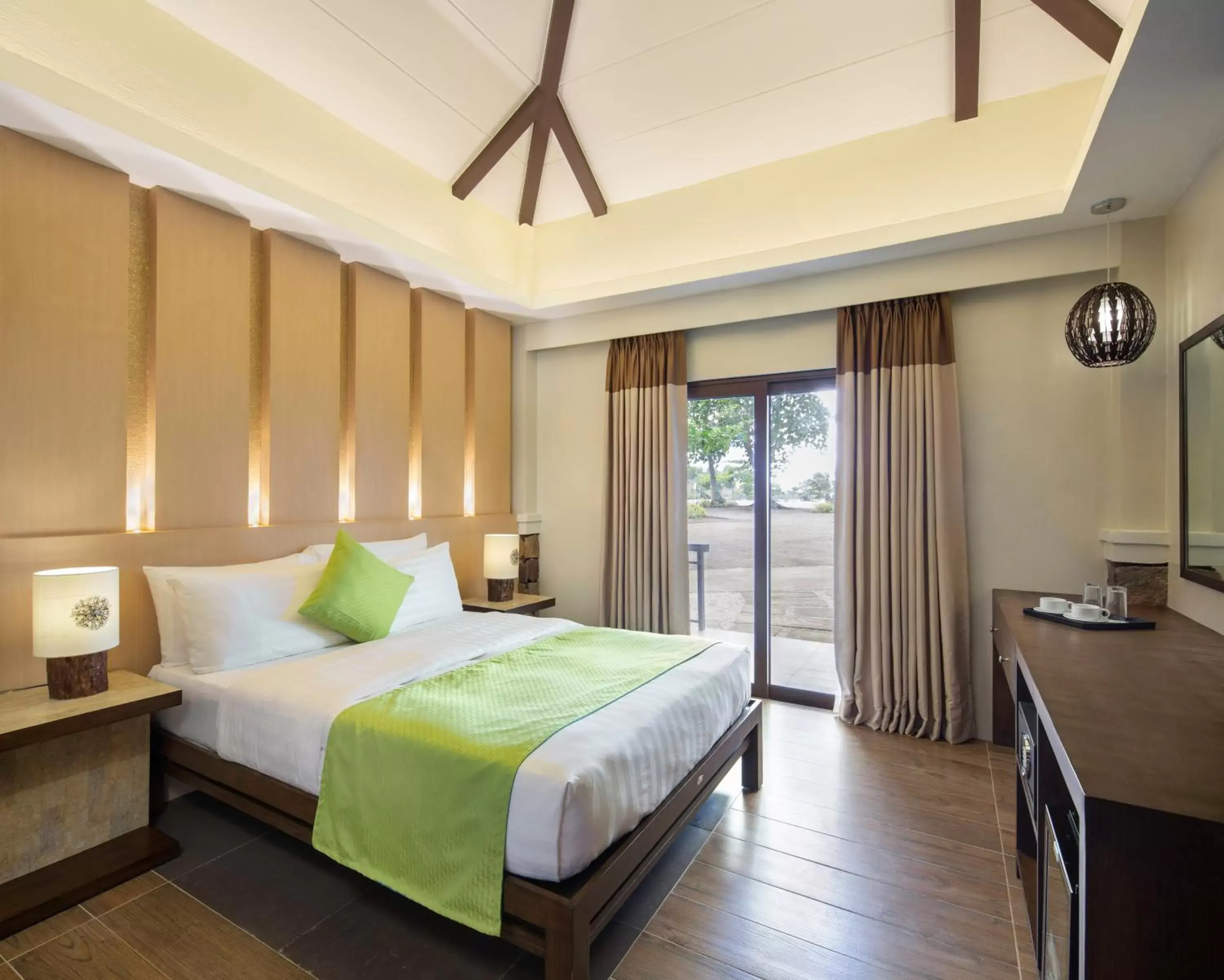 Queen Suite in Solina Beach & Nature Resort Queen Suite in Solina Beach & Nature Resort