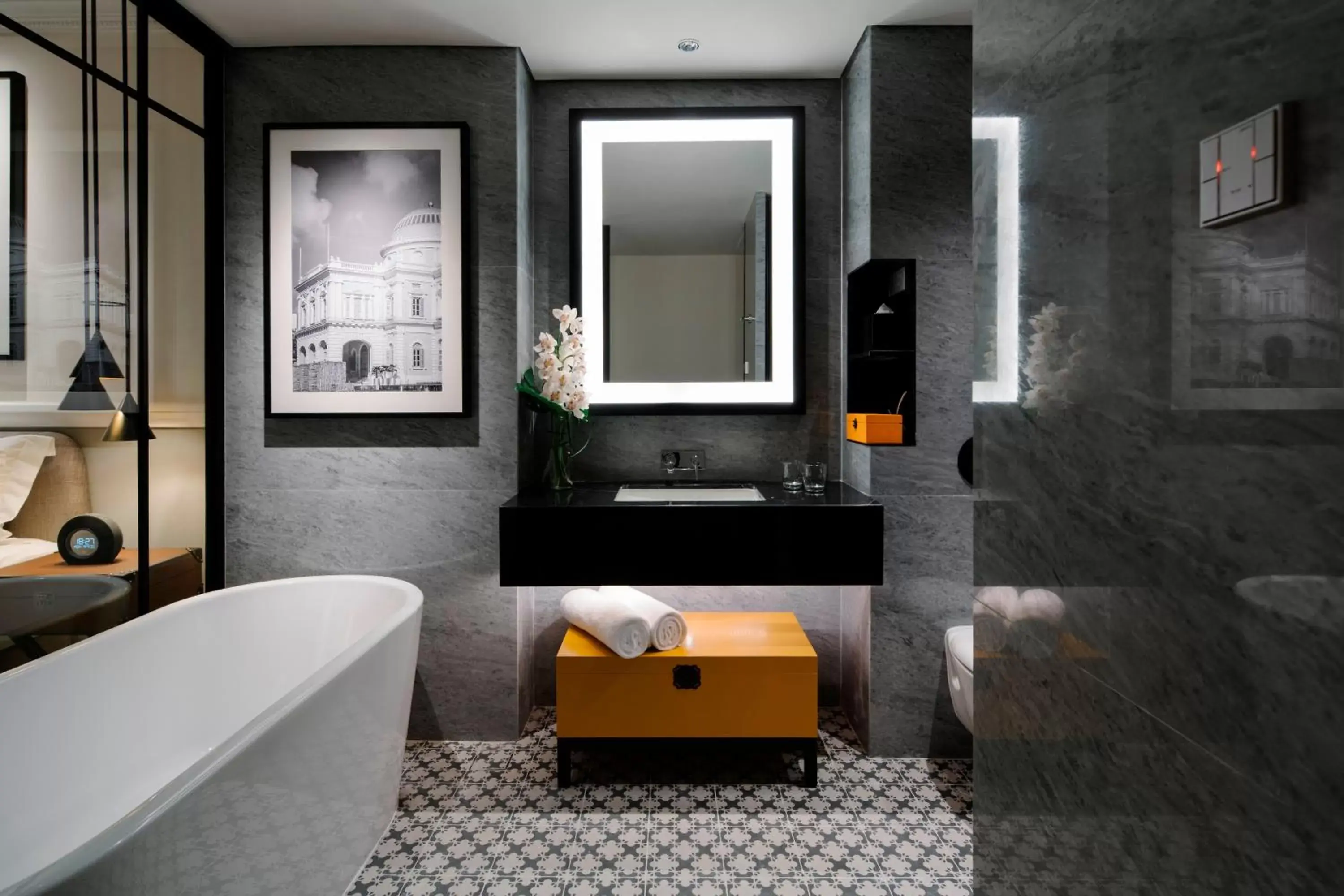 Crystal Club Premier Room in Grand Park City Hall Crystal Club Premier Room in Grand Park City Hall