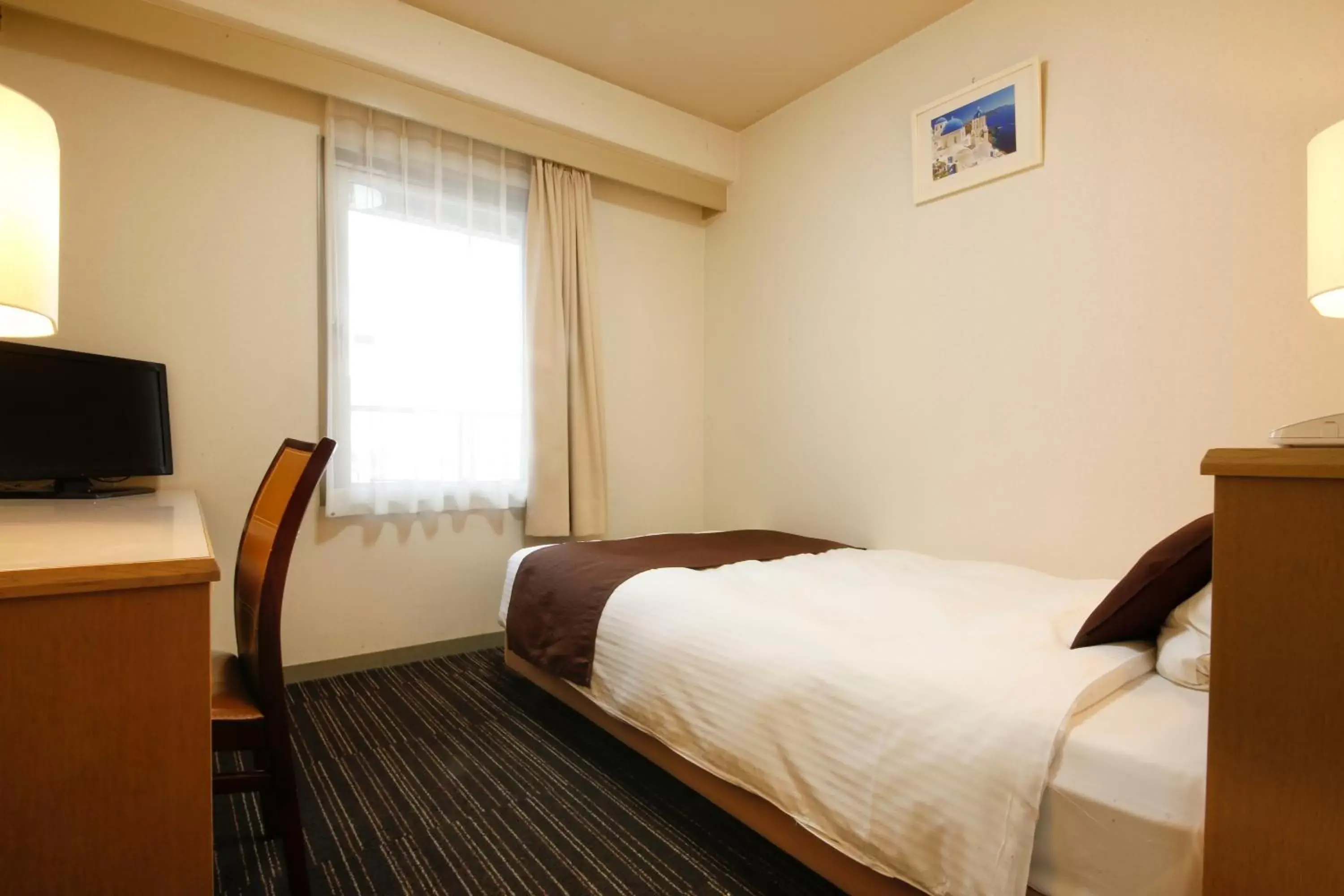 Economy Single Room - Smoking in Shin-Osaka Sunny Stone Hotel Economy Single Room - Smoking in Shin-Osaka Sunny Stone Hotel