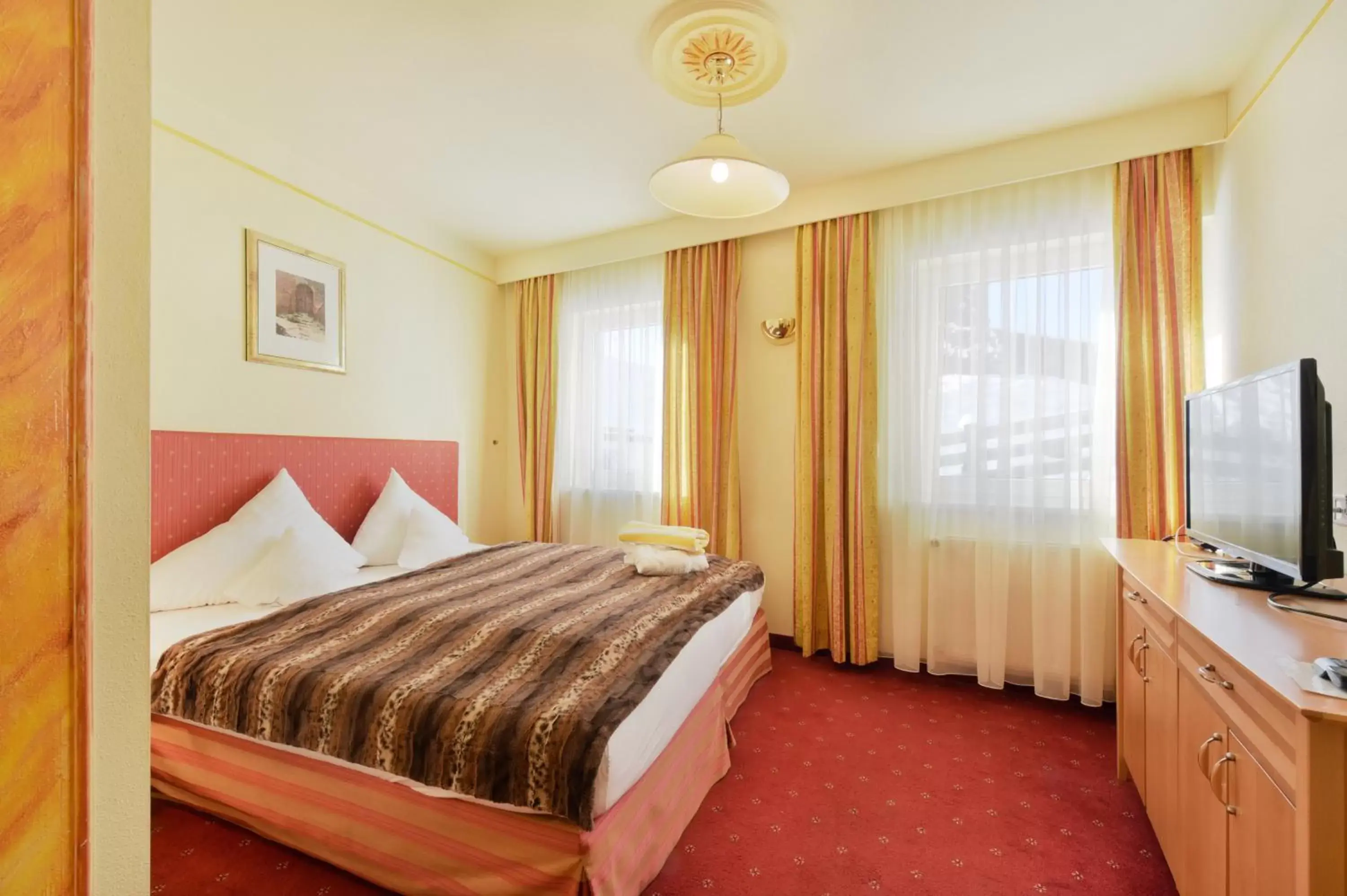 Senior Suite in Mountains Hotel Senior Suite in Mountains Hotel