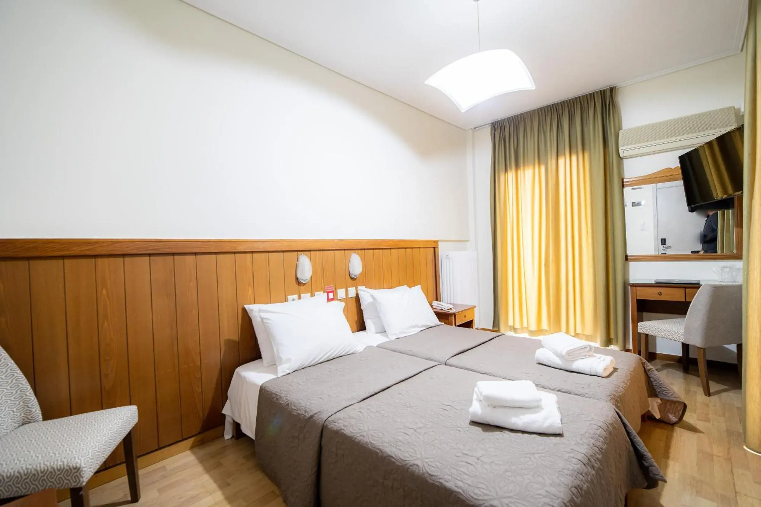 Twin Room in Hotel Philippos Twin Room in Hotel Philippos