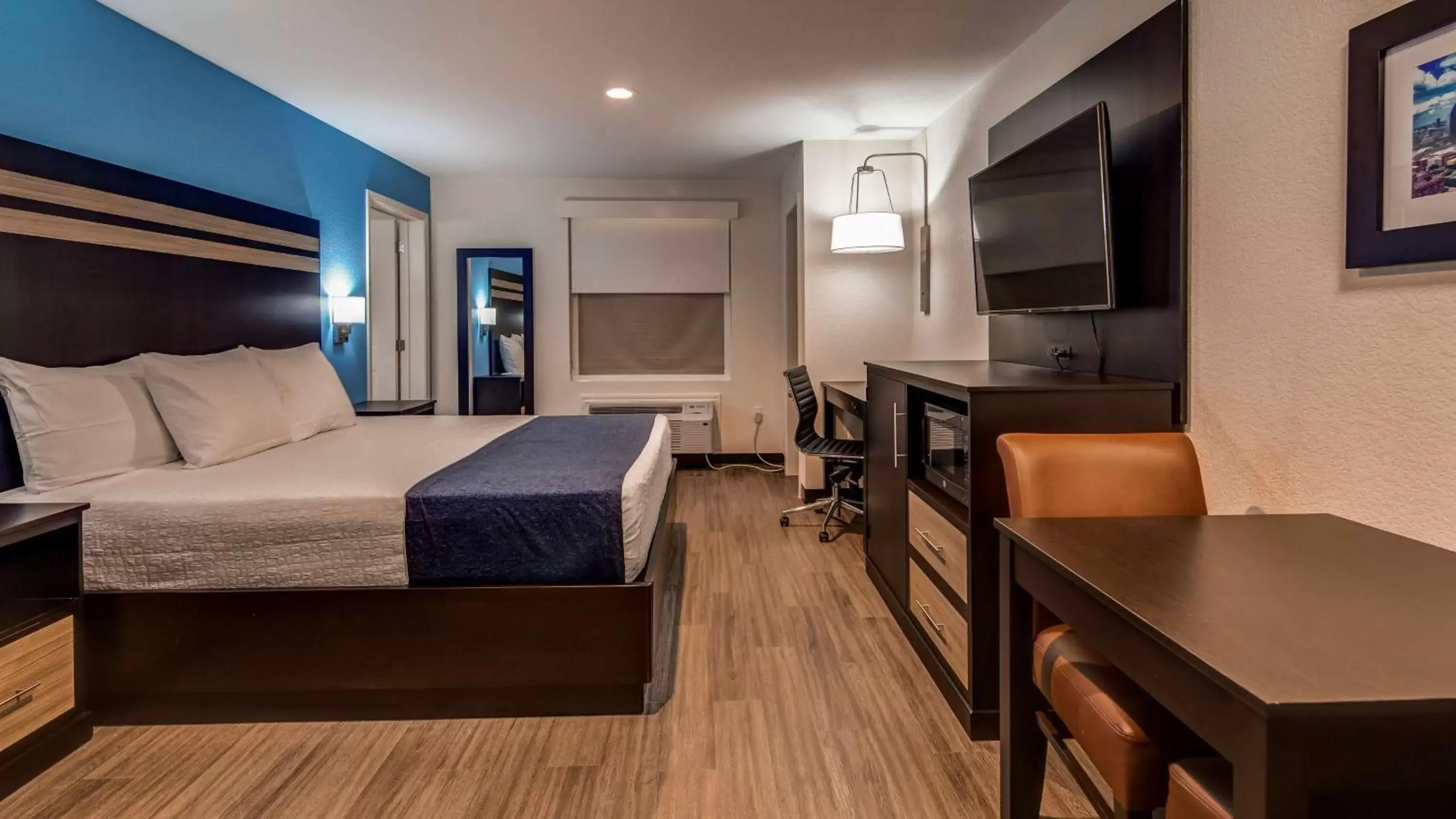 King Room with Roll-In Shower - Disability Access in SureStay Plus Hotel by Best Western Humble King Room with Roll-In Shower - Disability Access in SureStay Plus Hotel by Best Western Humble