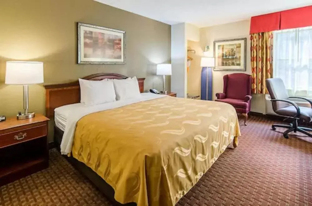 King Room - Accessible/Non-Smoking in Quality Inn & Suites Lexington near I-64 and I-81 King Room - Accessible/Non-Smoking in Quality Inn & Suites Lexington near I-64 and I-81