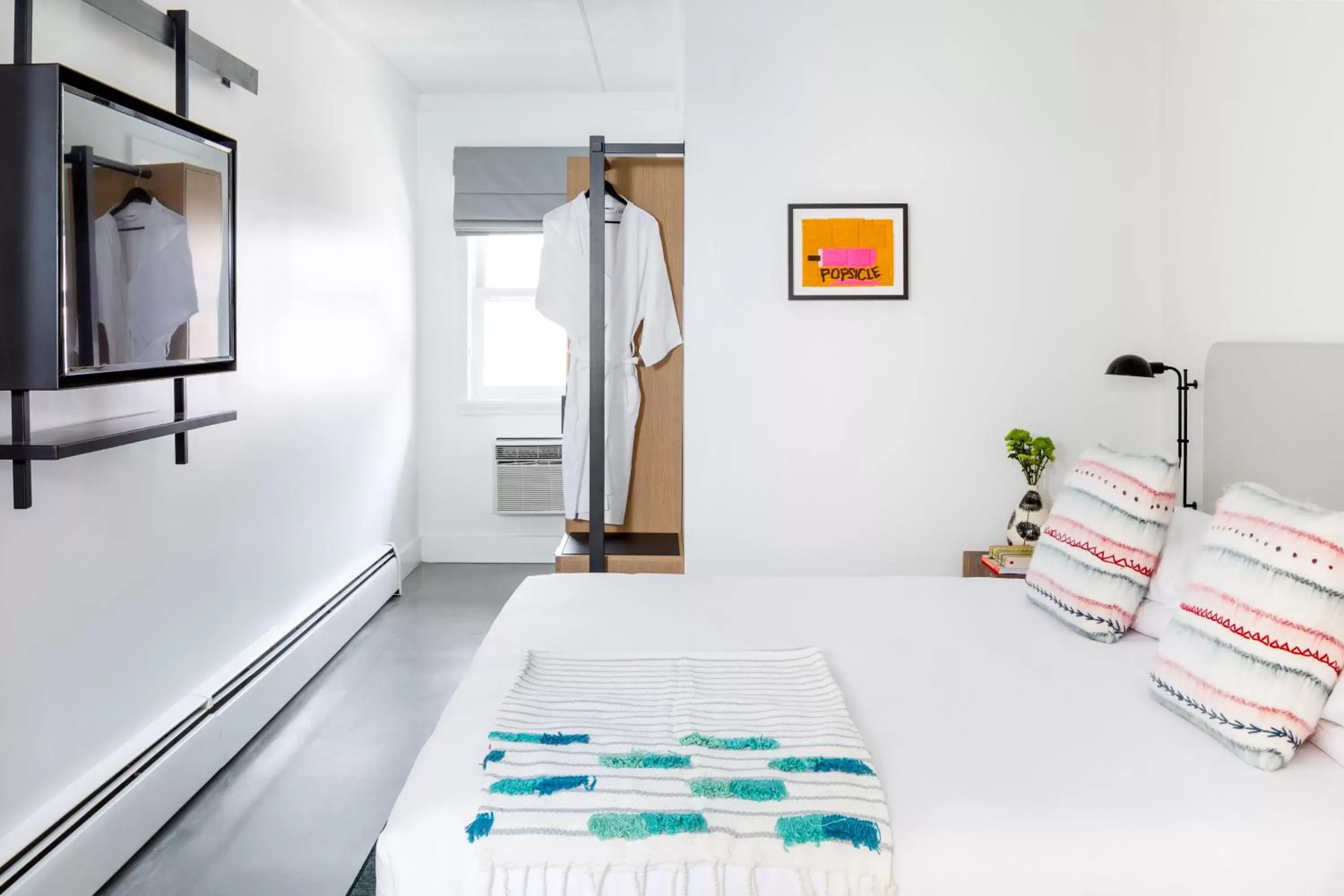 Standard King Room in Bluebird Spa City Motor Lodge Standard King Room in Bluebird Spa City Motor Lodge