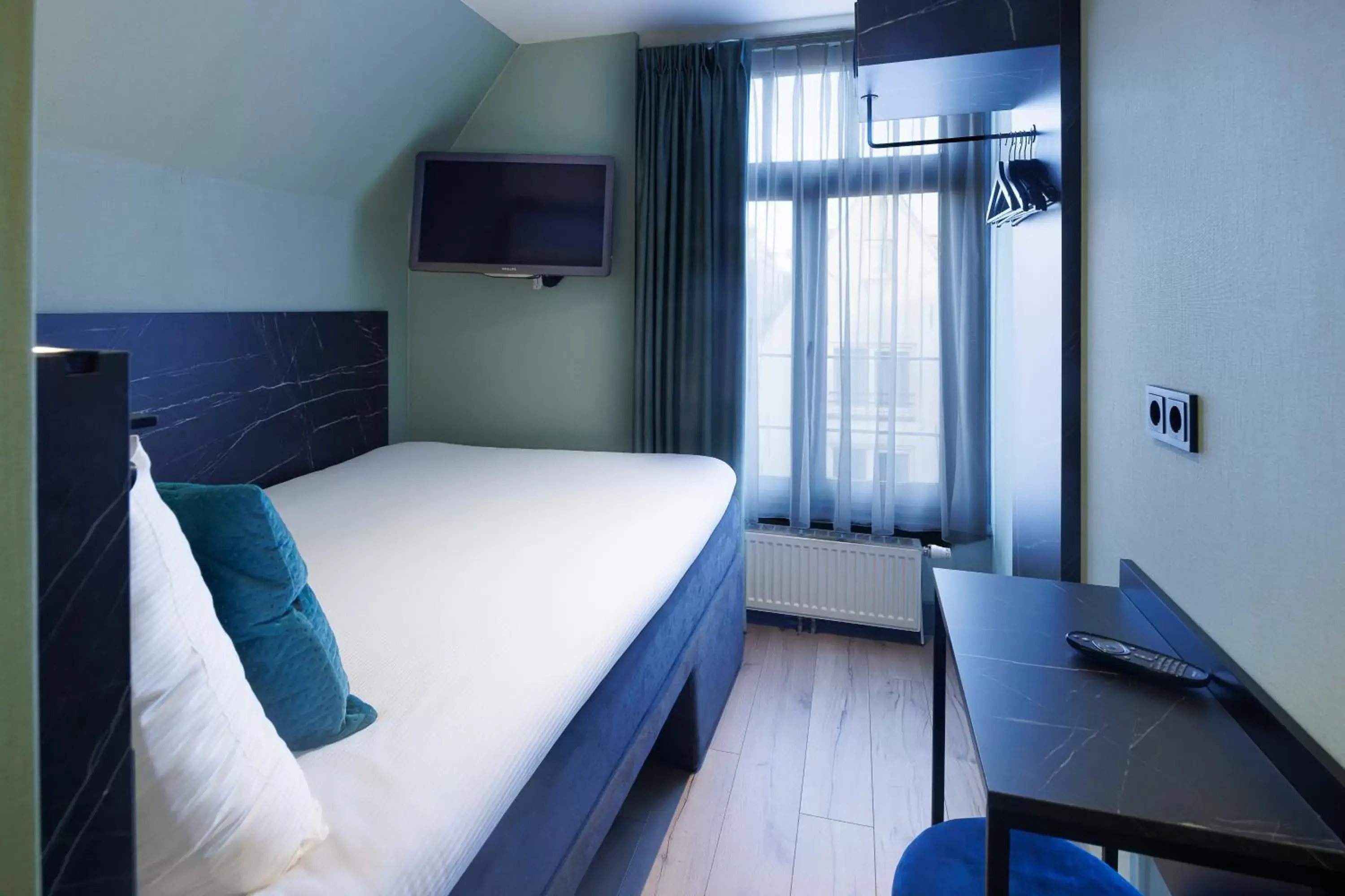 Double Room with Private Bathroom in Ciao Papa Hotel Amsterdam Central Station Double Room with Private Bathroom in Ciao Papa Hotel Amsterdam Central Station