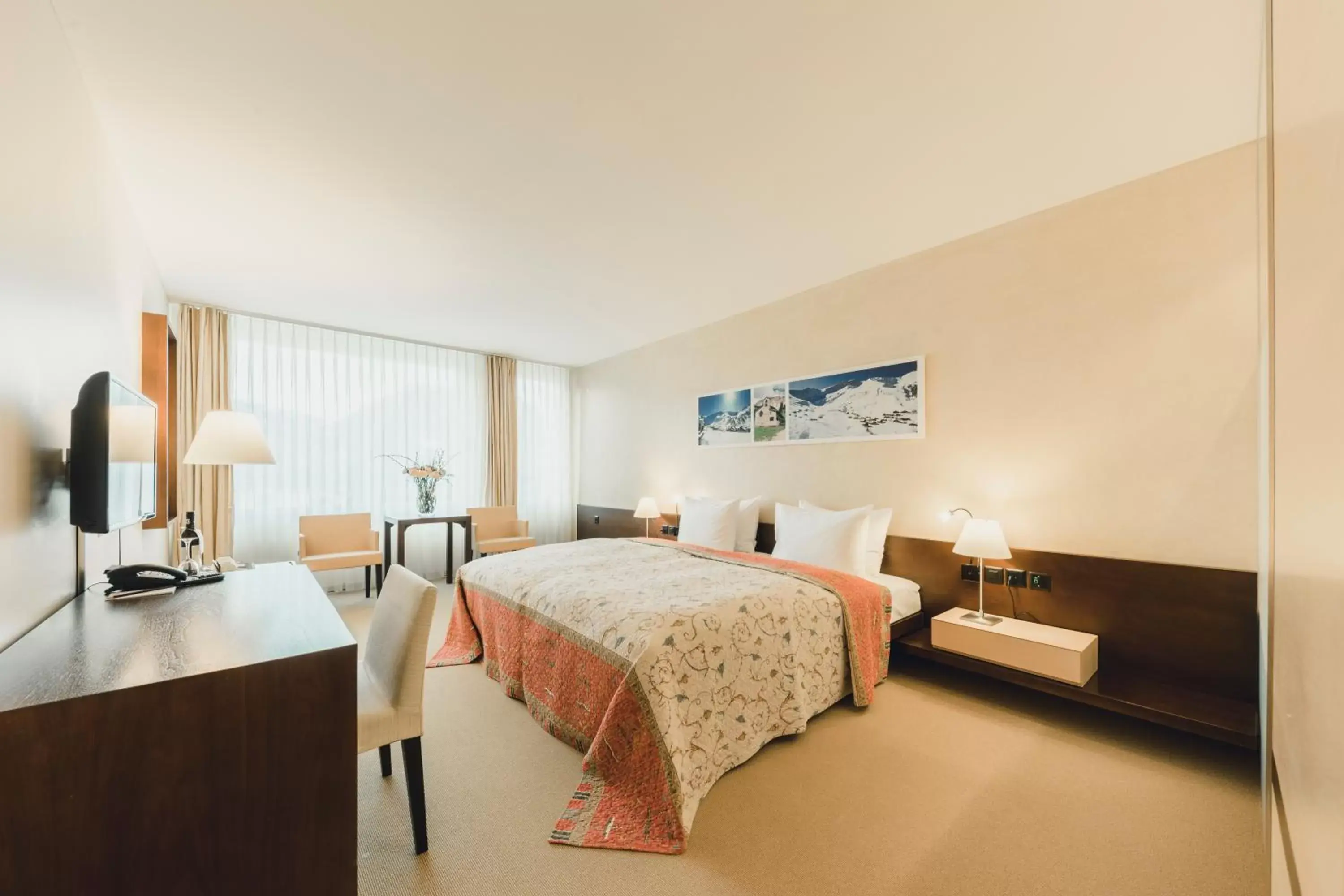 Deluxe Double Room in Residence Hotel Deluxe Double Room in Residence Hotel