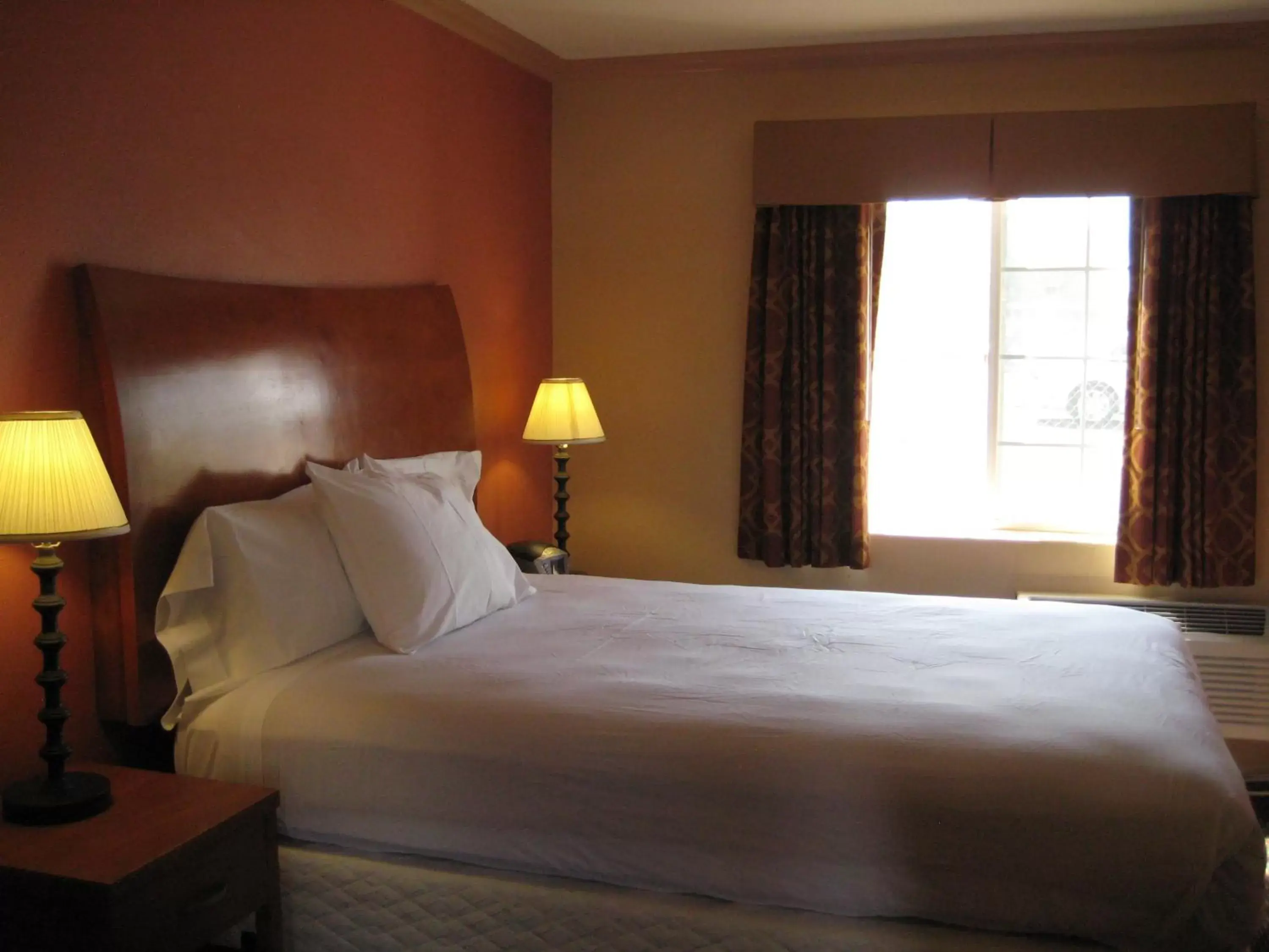 Standard Double Suite in Americas Best Value Inn - Porterville Standard Double Suite in Americas Best Value Inn - Porterville