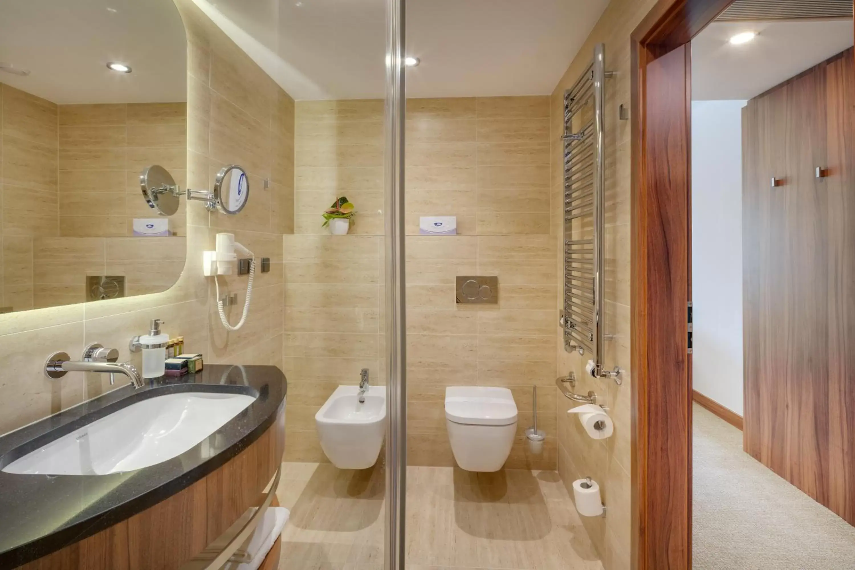 Premium Suite with Wellness Access in Ensana Esplanade Premium Suite with Wellness Access in Ensana Esplanade