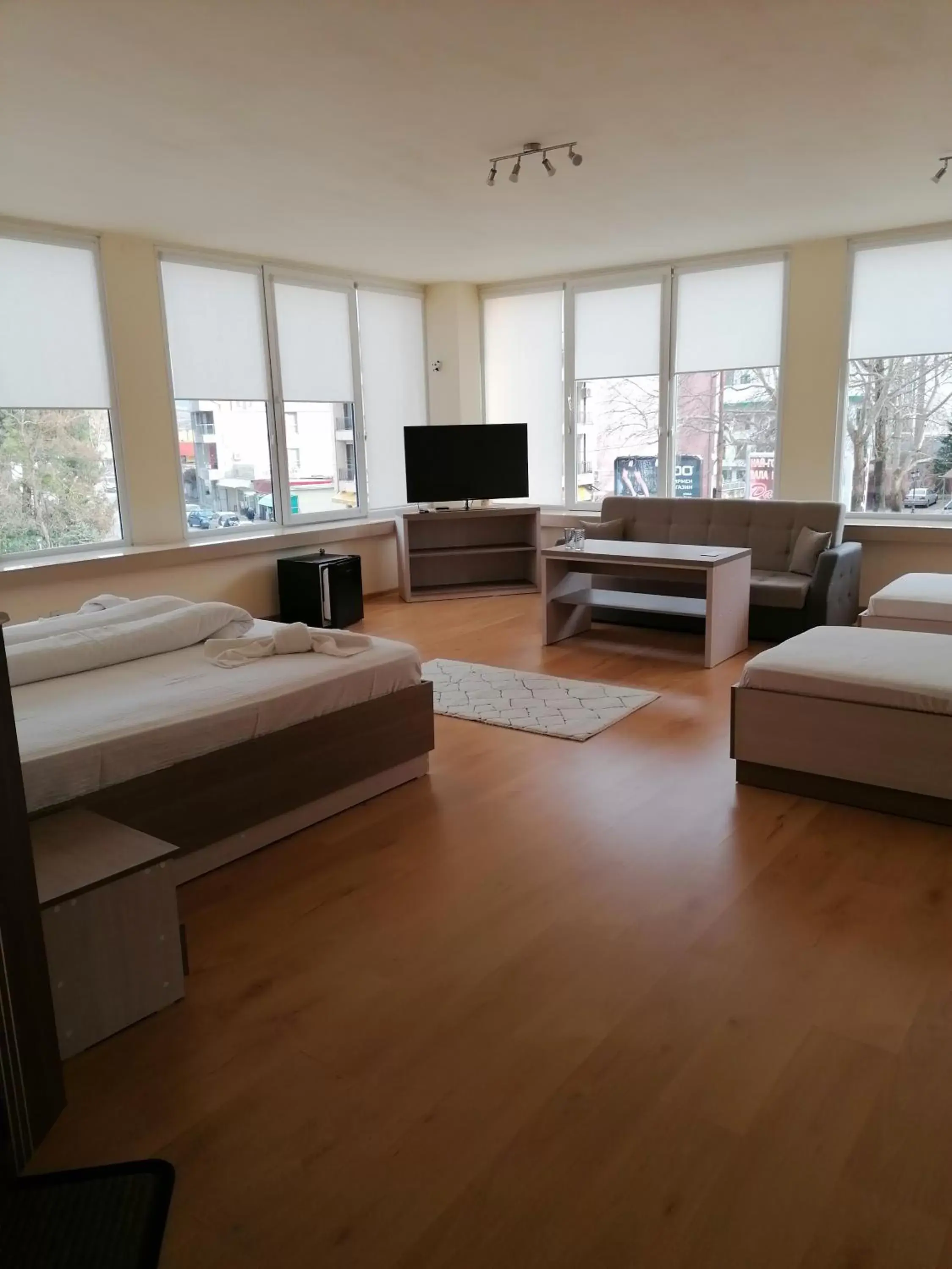 Two-Bedroom Apartment in Hotel Lago Peshtera Two-Bedroom Apartment in Hotel Lago Peshtera