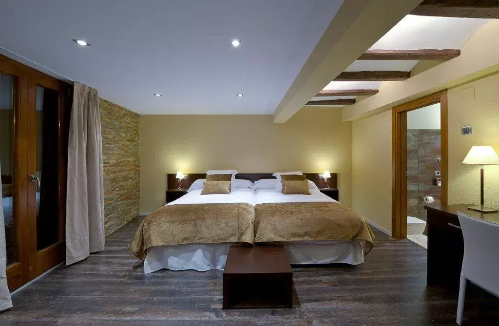 Quadruple Room in Hotel Cotori Quadruple Room in Hotel Cotori