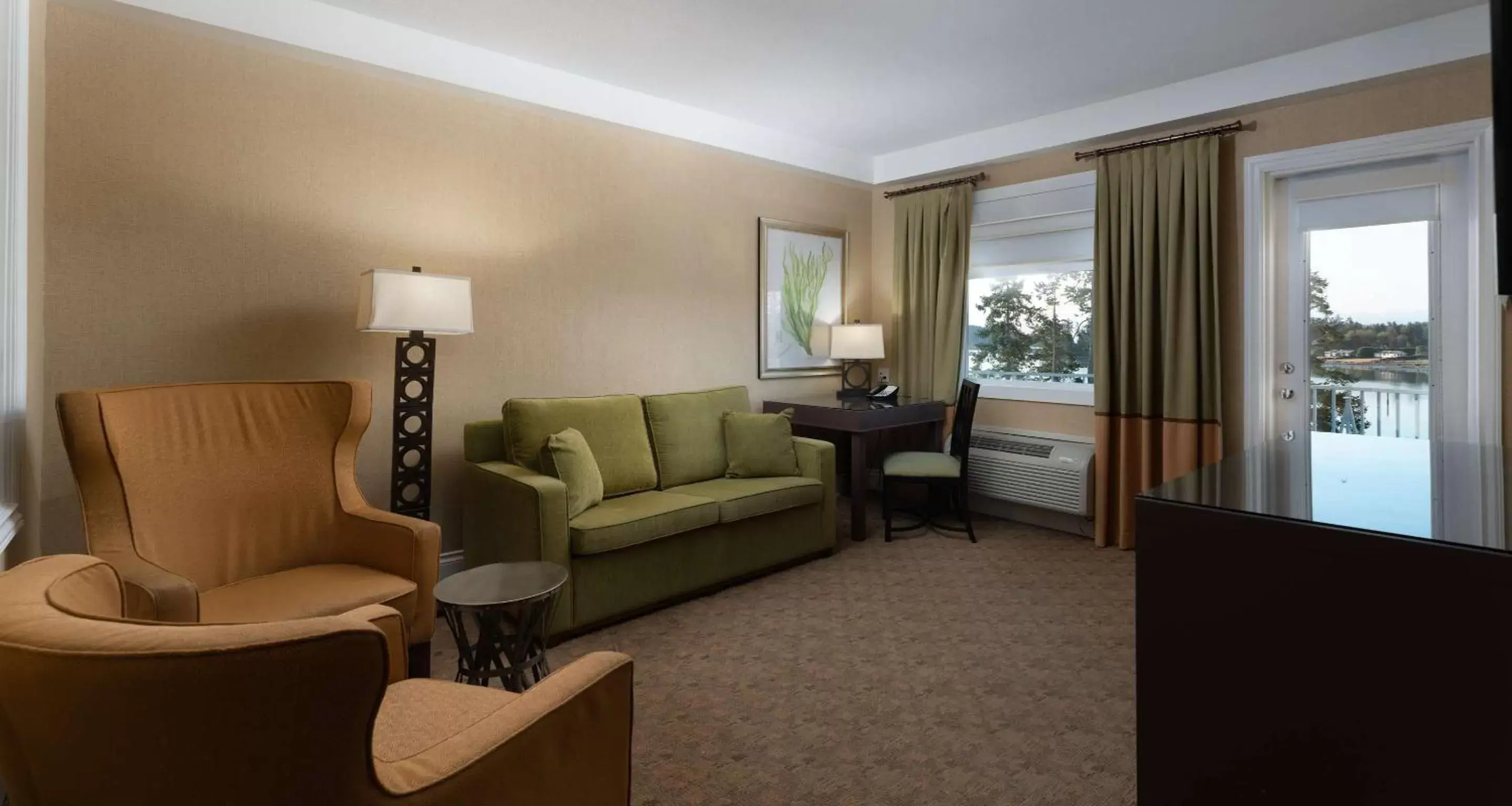 One-Bedroom King Suite with Sofa Bed and Spa Bath in Prestige Oceanfront Resort, WorldHotels Luxury One-Bedroom King Suite with Sofa Bed and Spa Bath in Prestige Oceanfront Resort, WorldHotels Luxury