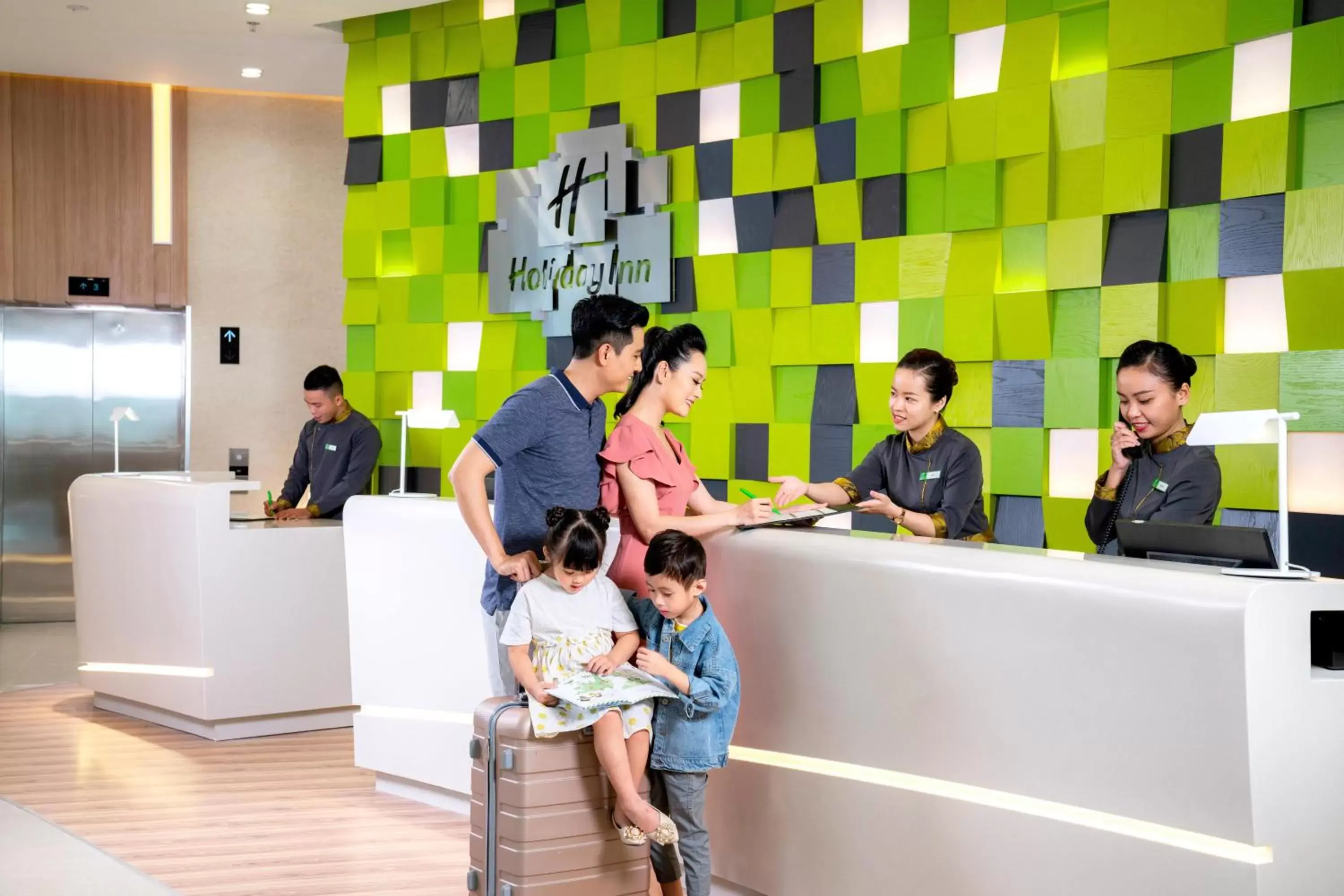 Holiday Inn & Suites Saigon Airport by IHG Holiday Inn & Suites Saigon Airport by IHG