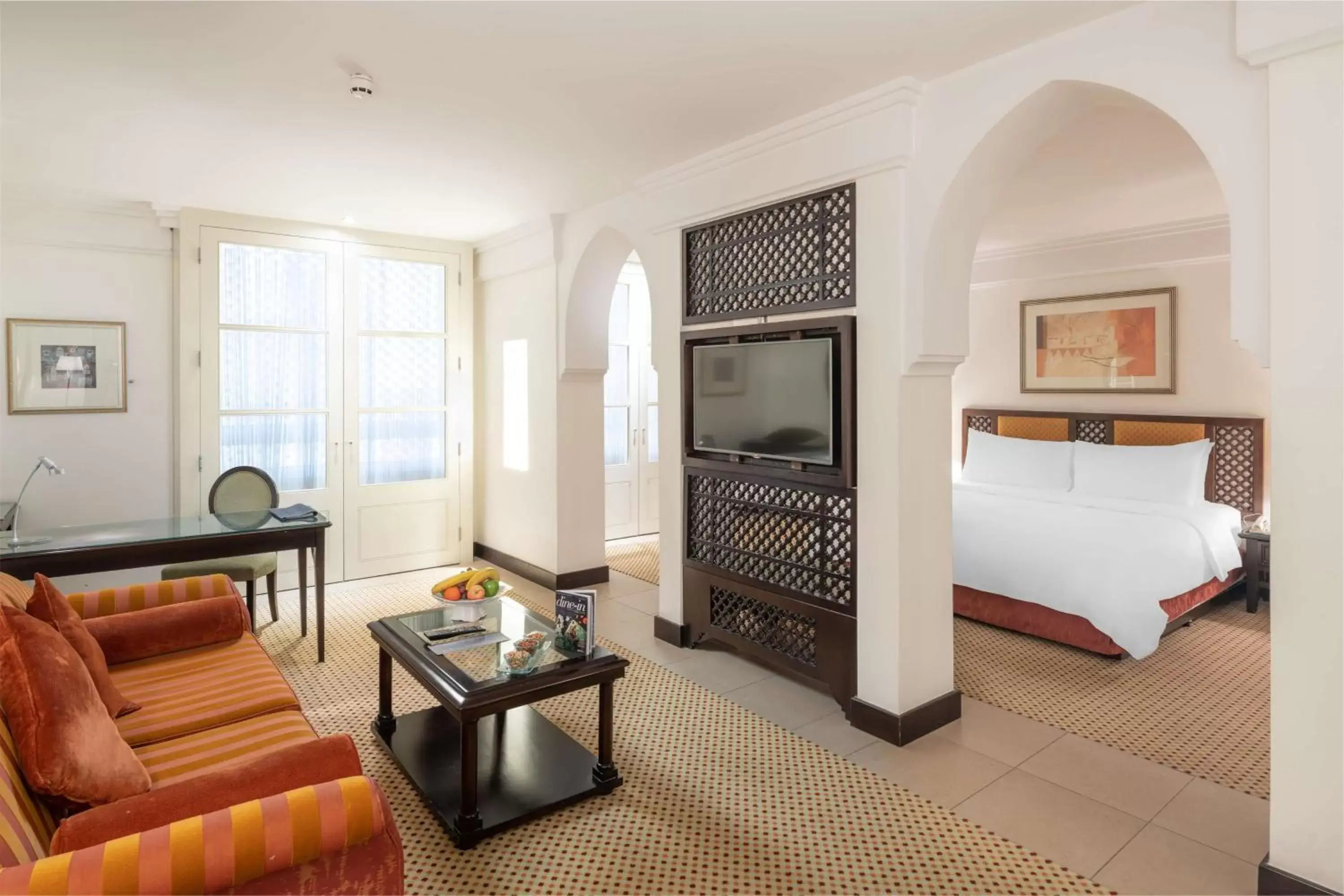 Junior Suite - Lounge Access in Radisson Blu Hotel, Riyadh Junior Suite - Lounge Access in Radisson Blu Hotel, Riyadh