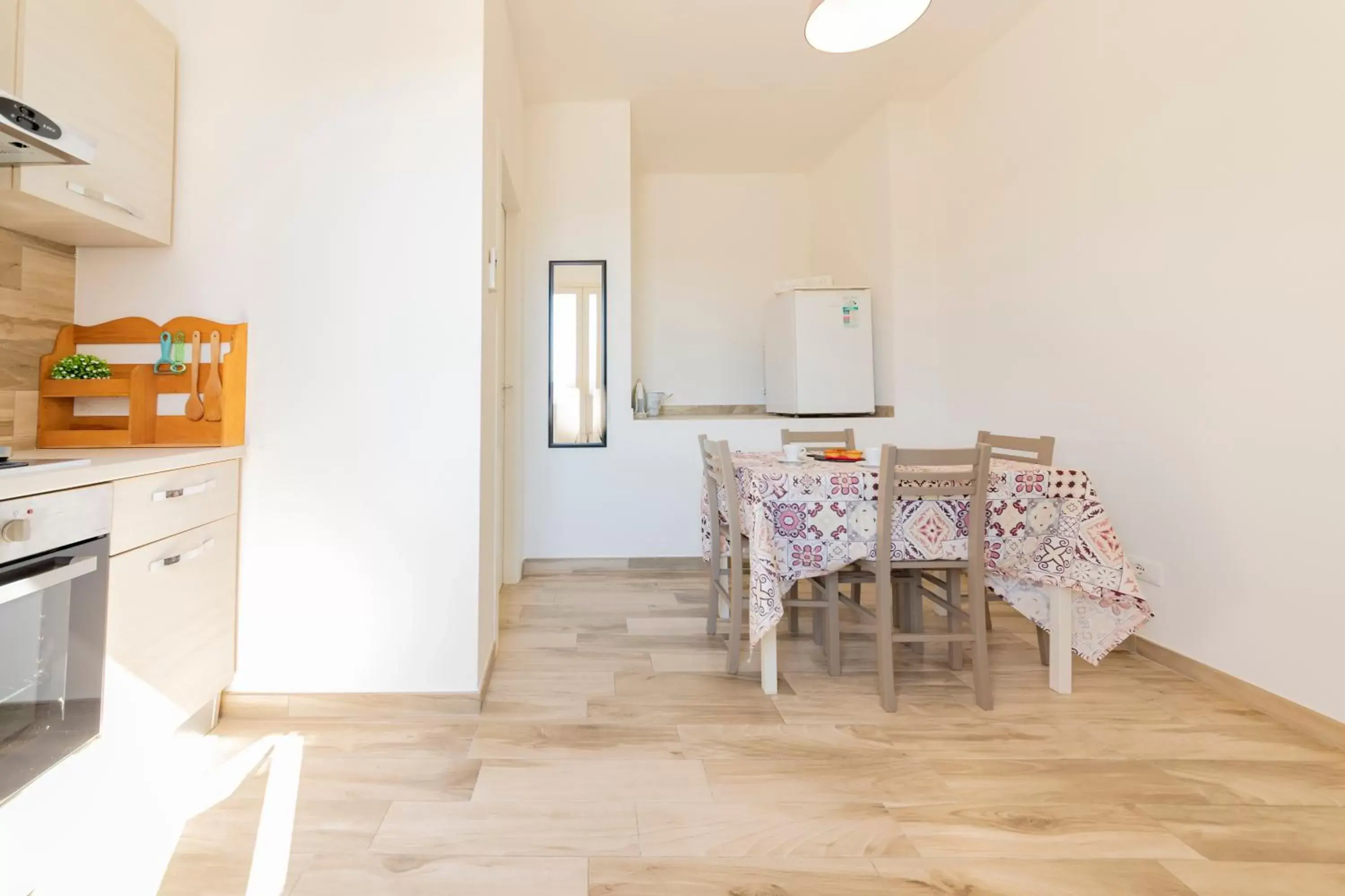 Apartment with Terrace in Via Roca 55 Apartment with Terrace in Via Roca 55