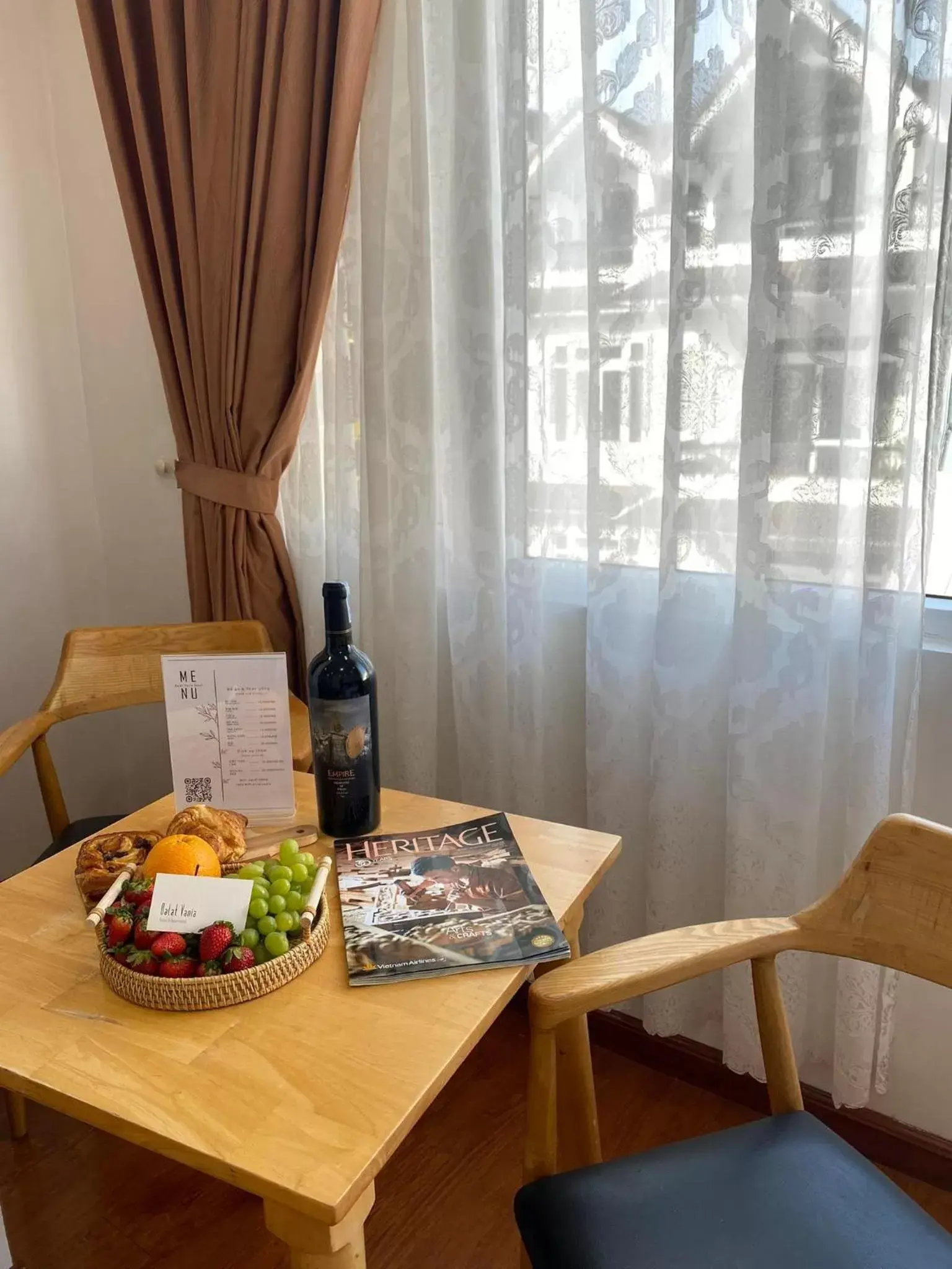 Superior Quadruple Room in Sky Hotel - Dalat Vania Superior Quadruple Room in Sky Hotel - Dalat Vania