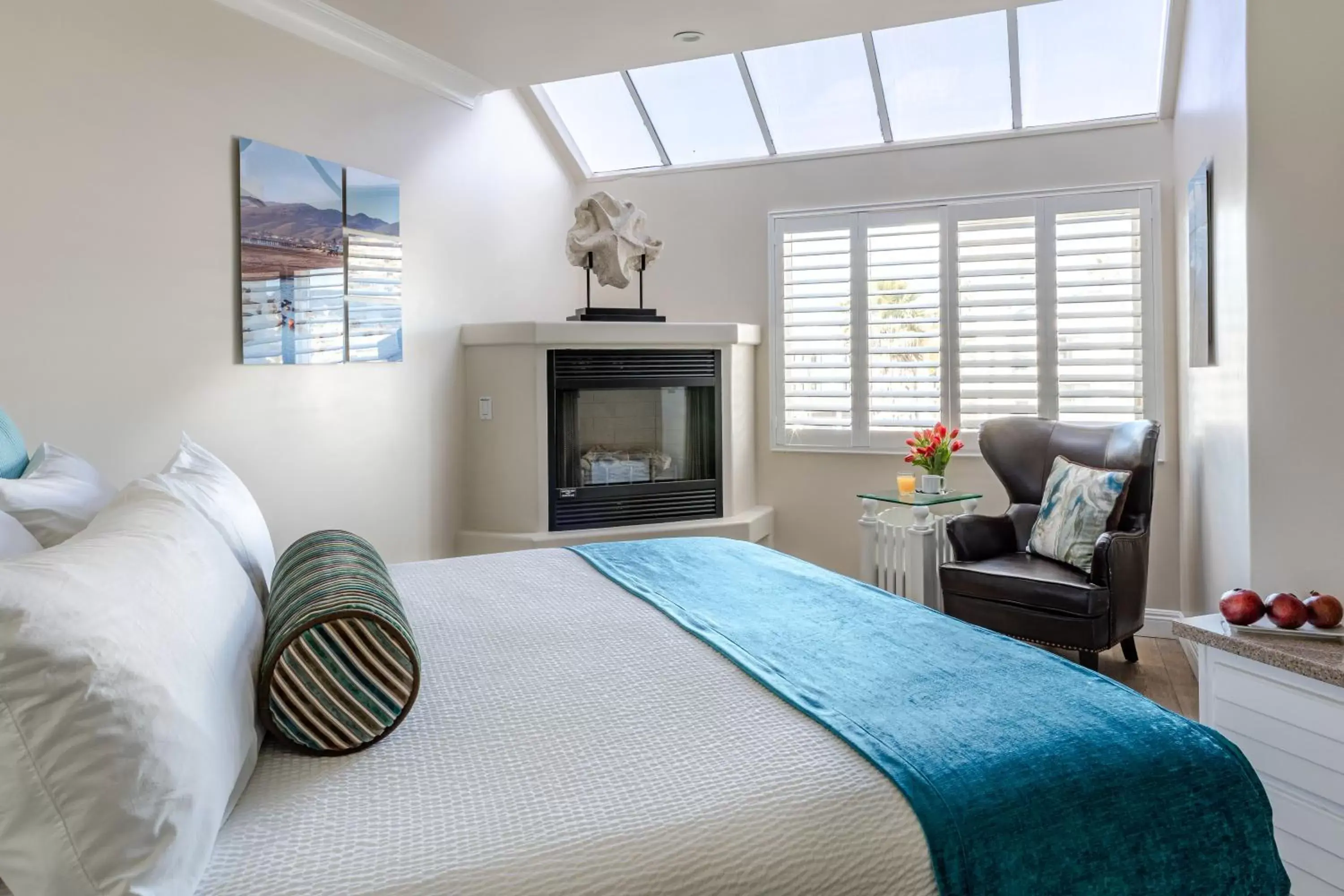 King Room with Fireplace - No Hot Tub in SeaVenture Beach Hotel King Room with Fireplace - No Hot Tub in SeaVenture Beach Hotel