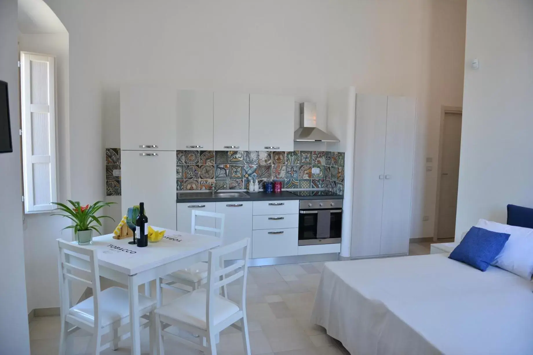 Deluxe Studio - single occupancy in Tobacco Suite Deluxe Studio - single occupancy in Tobacco Suite