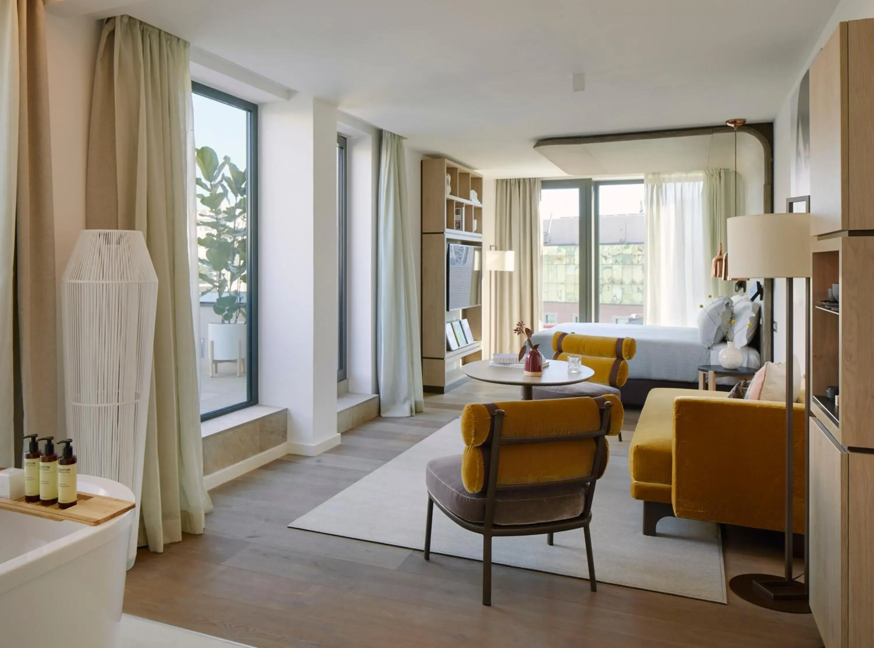 Studio ME Suite Terrace with Jacuzzi and City View in ME Barcelona Studio ME Suite Terrace with Jacuzzi and City View in ME Barcelona