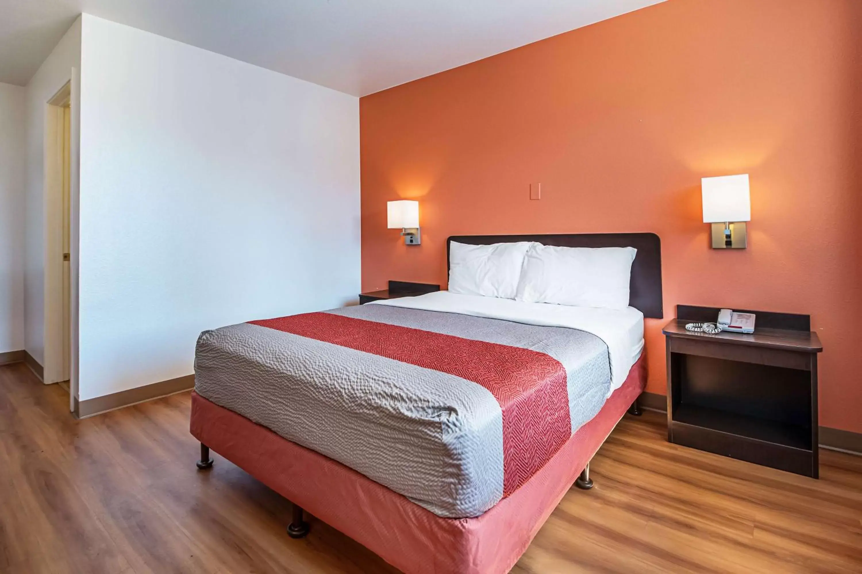 Double Room - Disability Access - Roll In Shower in Motel 6-Corpus Christi, TX - Northwest Double Room - Disability Access - Roll In Shower in Motel 6-Corpus Christi, TX - Northwest