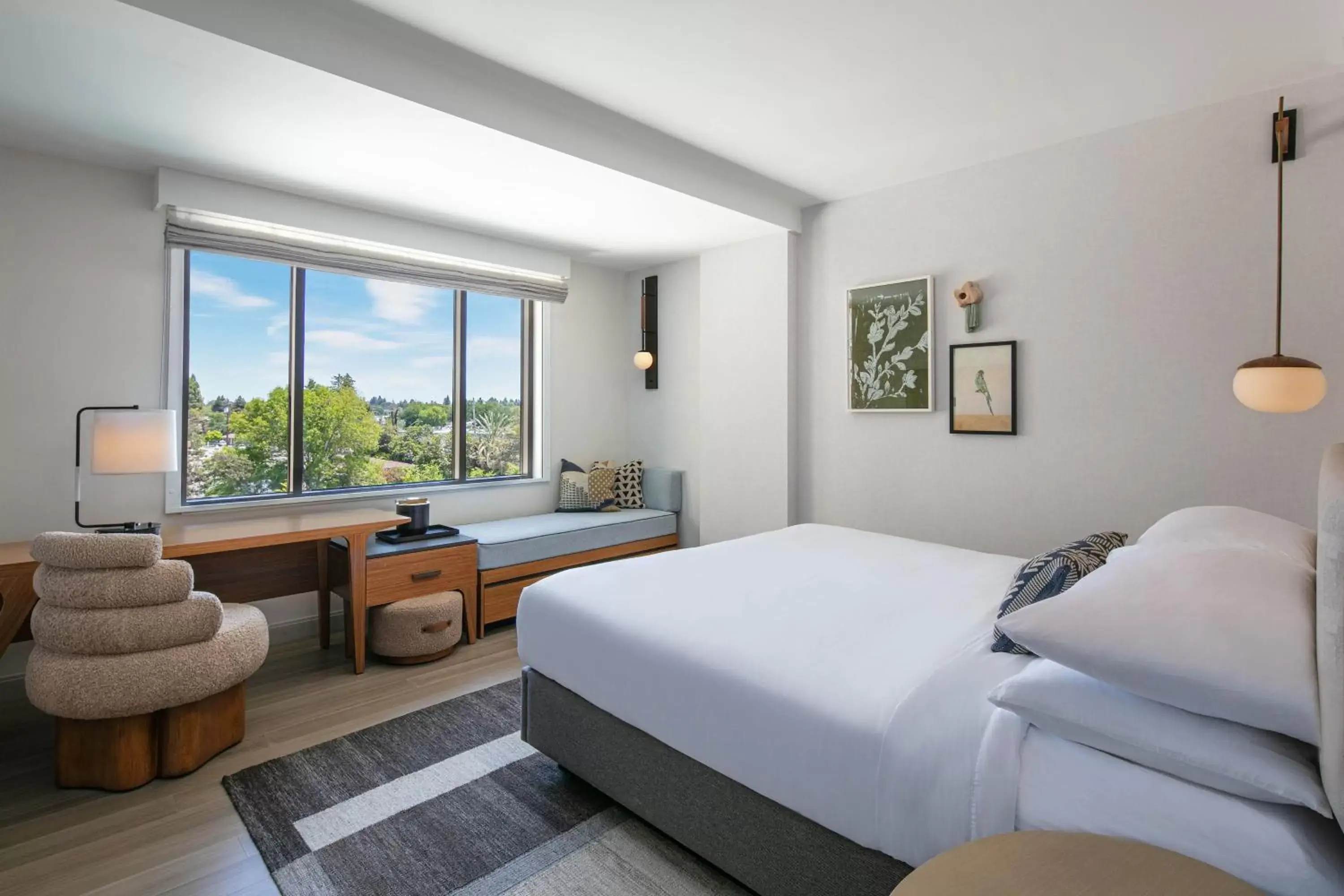 Guest room, 1 King, High floor in Hotel Citrine, Palo Alto, a Tribute Portfolio Hotel Guest room, 1 King, High floor in Hotel Citrine, Palo Alto, a Tribute Portfolio Hotel