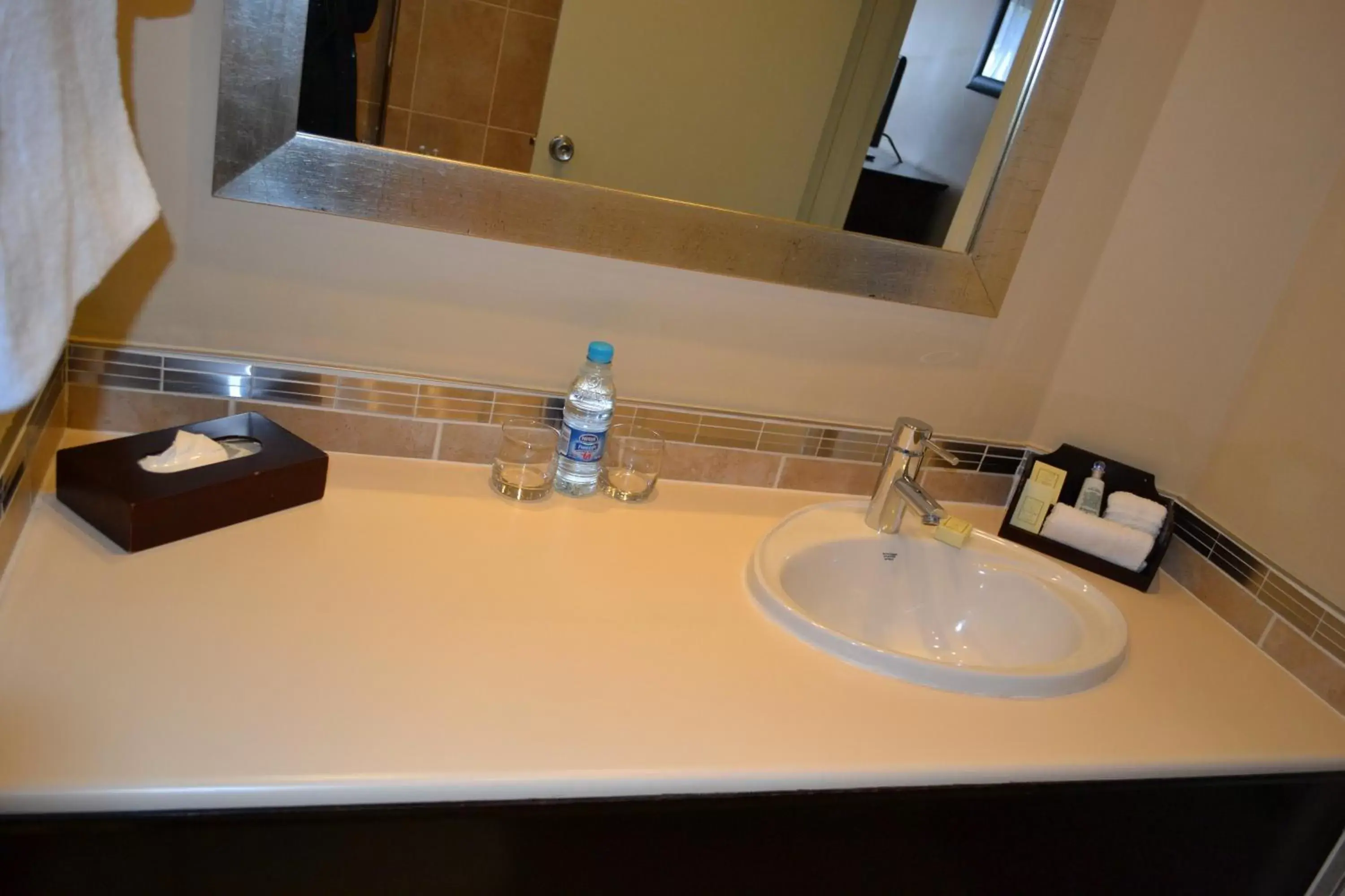 Standard Room 2 Double Beds Smoking in Southern Sun Pretoria Standard Room 2 Double Beds Smoking in Southern Sun Pretoria