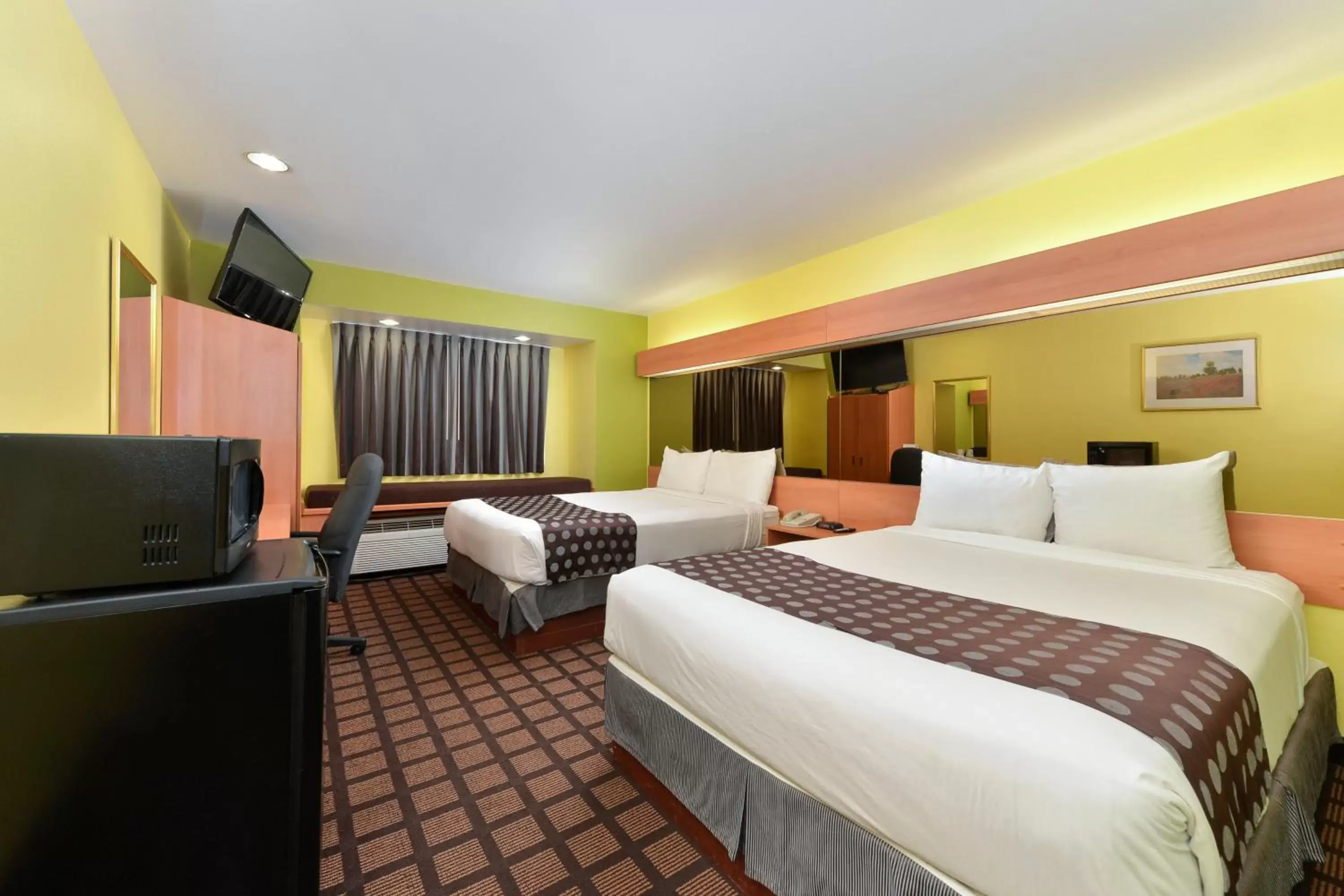 Queen Room with Two Queen Beds - Disability Access/Non-Smoking in Microtel Inn & Suites by Wyndham Ft. Worth North/At Fossil Queen Room with Two Queen Beds - Disability Access/Non-Smoking in Microtel Inn & Suites by Wyndham Ft. Worth North/At Fossil