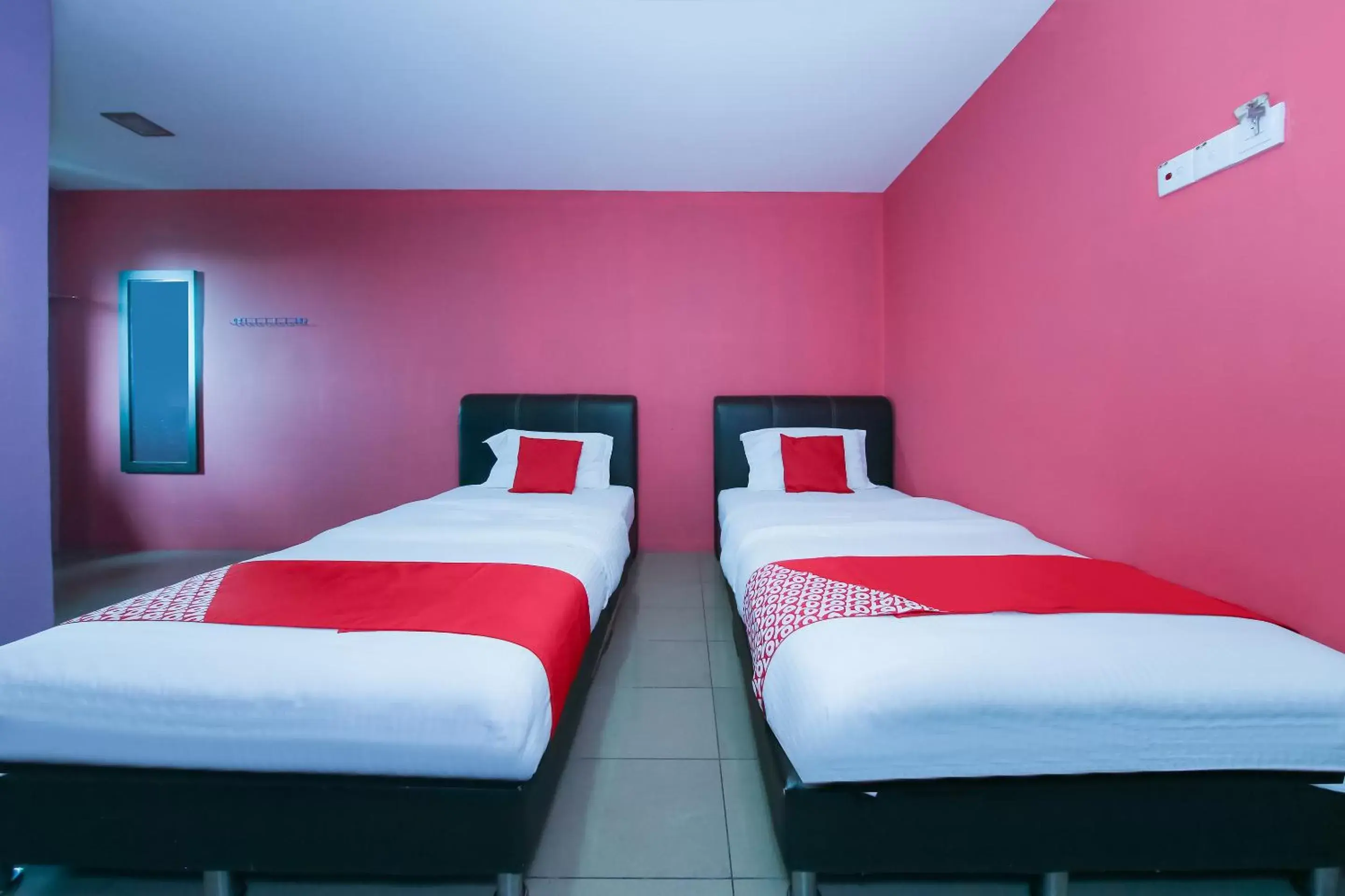 Deluxe Twin Room in OYO 89650 Inn Hotel Deluxe Twin Room in OYO 89650 Inn Hotel