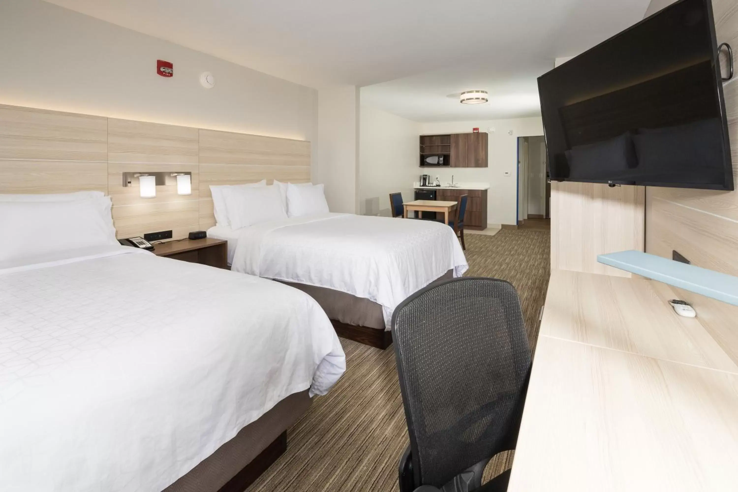 Suite with Two Beds - Non-Smoking in Holiday Inn Express & Suites - Portage, an IHG Hotel Suite with Two Beds - Non-Smoking in Holiday Inn Express & Suites - Portage, an IHG Hotel