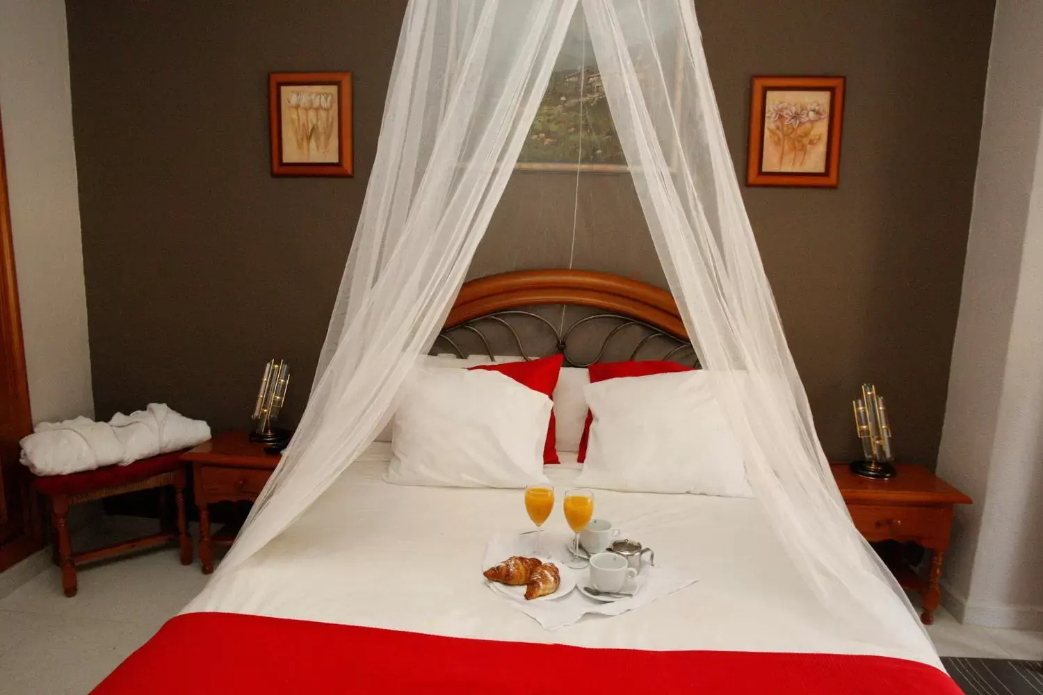 Deluxe Double Room (2 Adults + 1 Child) in Hotel Argos Deluxe Double Room (2 Adults + 1 Child) in Hotel Argos