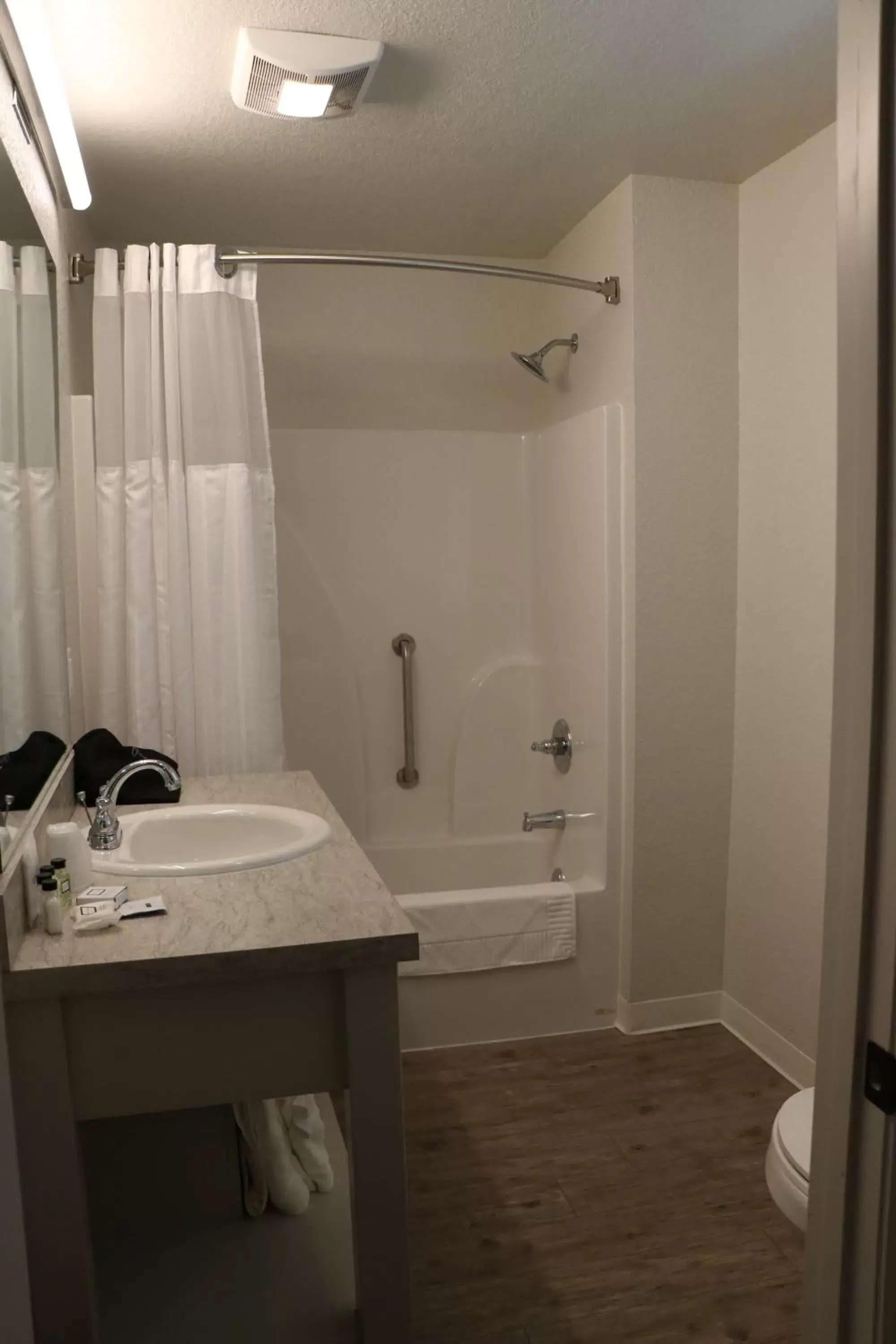 Superior Suite in Best Court Superior Suite in Best Court