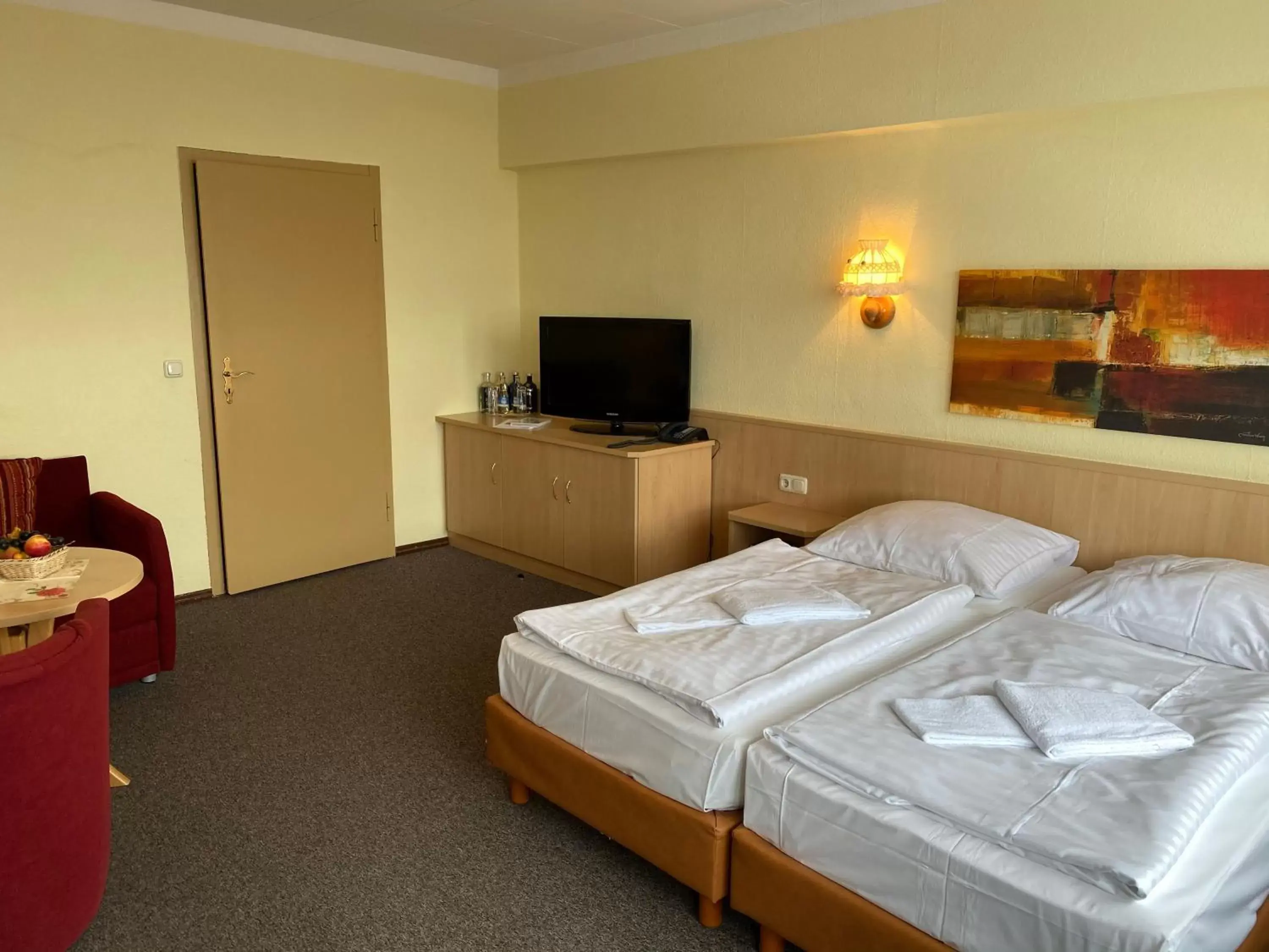 Standard Double Room in Hotel Lugsteinhof Standard Double Room in Hotel Lugsteinhof