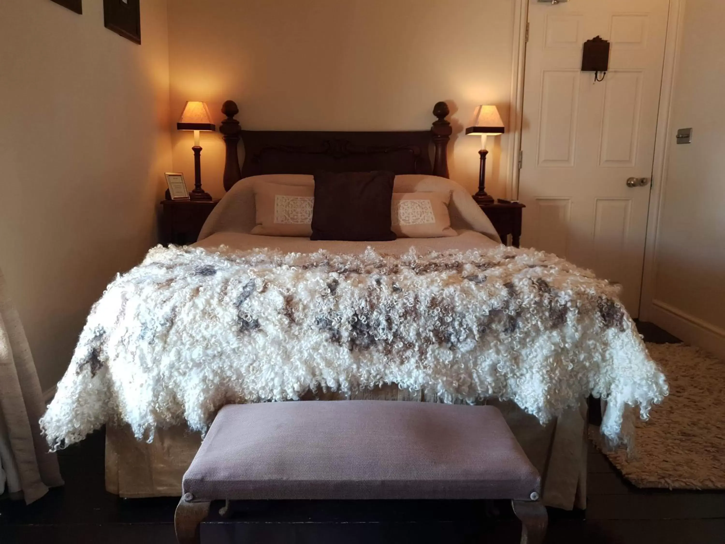 Double Room in The New White Lion Double Room in The New White Lion