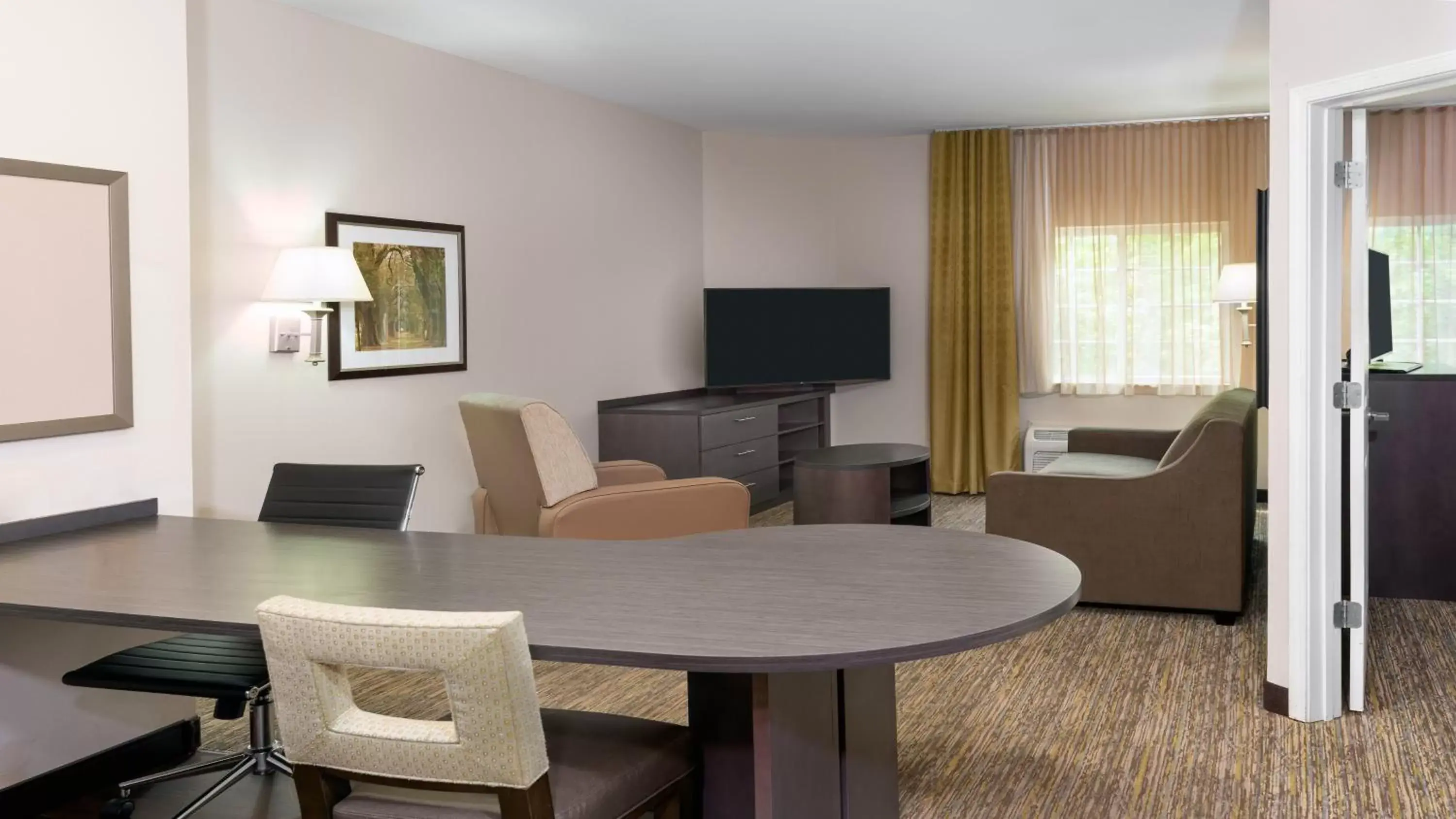 One-Bedroom King Suite with Sofa Bed in Candlewood Suites Athens by IHG One-Bedroom King Suite with Sofa Bed in Candlewood Suites Athens by IHG