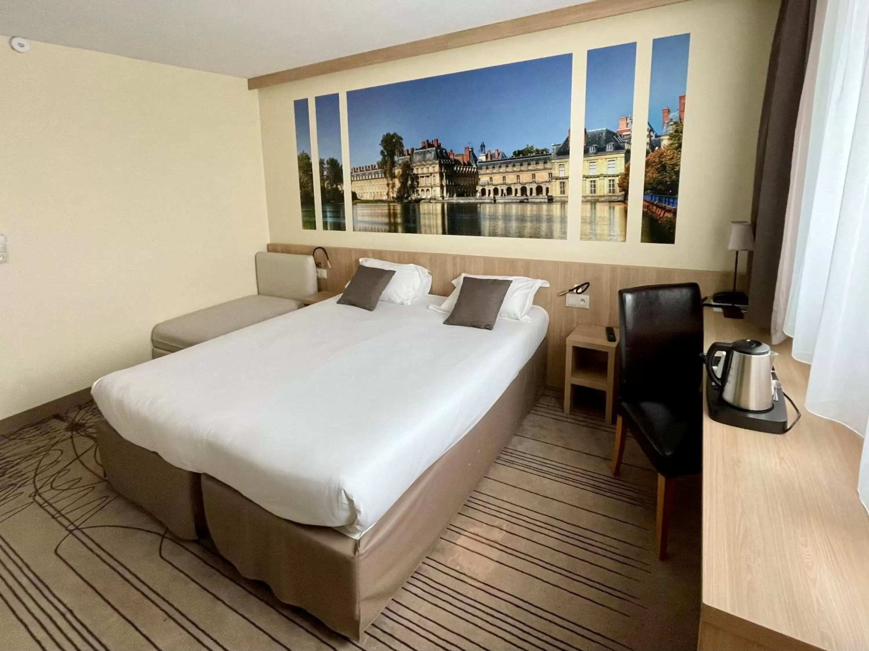 Double Room in Brit Hotel Montargis Double Room in Brit Hotel Montargis