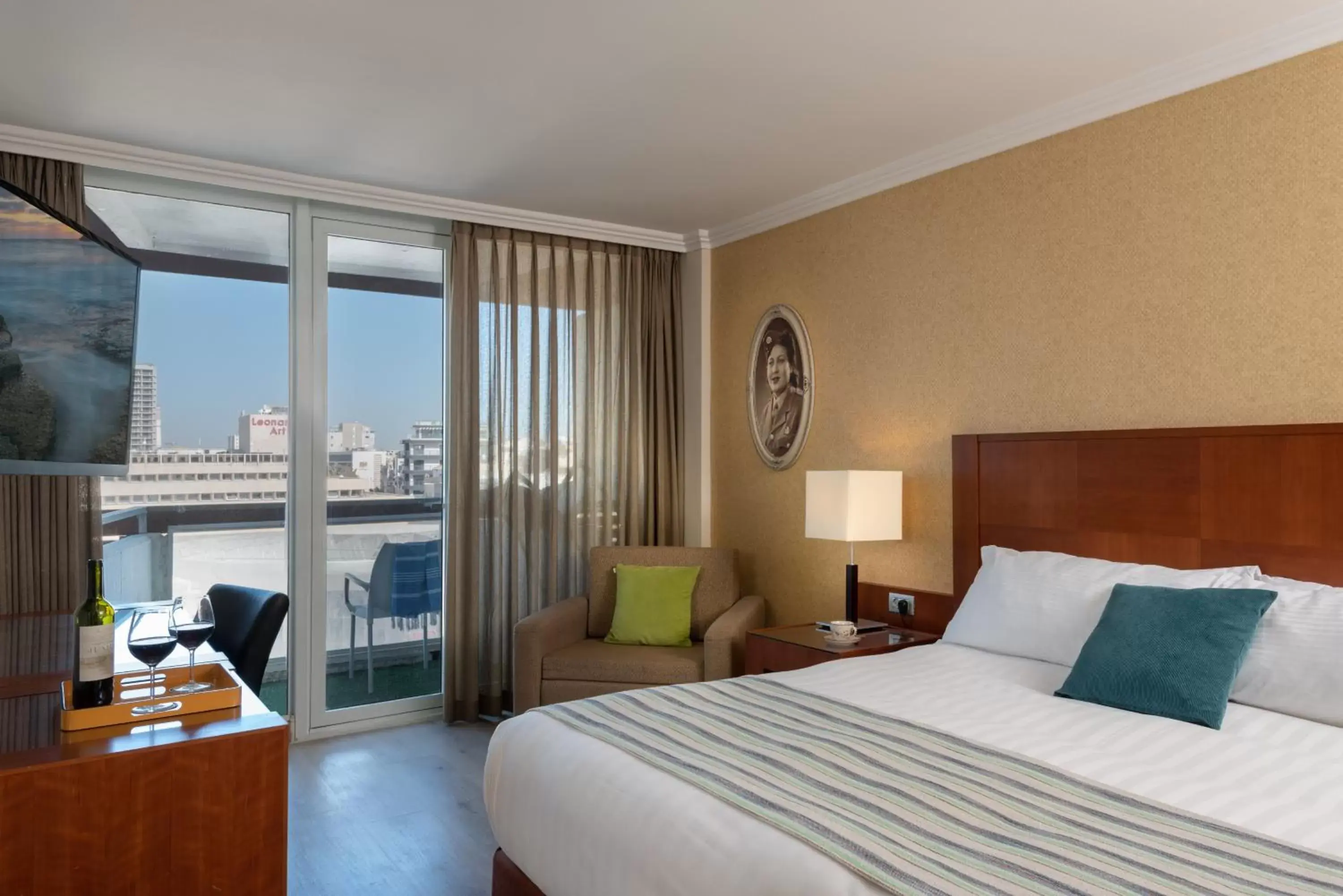 Deluxe Double Room with Sea View (2 Adults + 1 Child) in Herods Tel Aviv By The Beach Deluxe Double Room with Sea View (2 Adults + 1 Child) in Herods Tel Aviv By The Beach