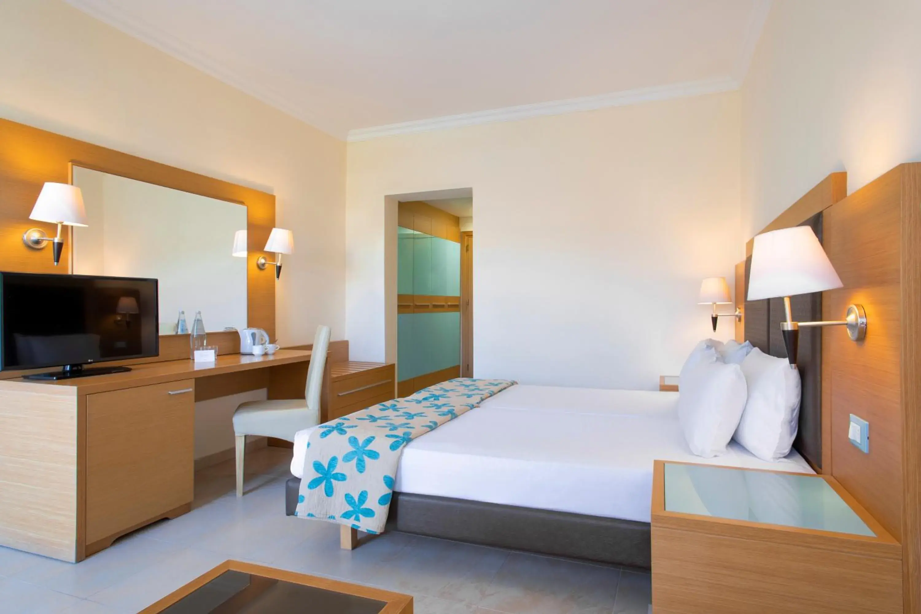 Standard Double with Sea View in Sol Cosmopolitan Rhodes Standard Double with Sea View in Sol Cosmopolitan Rhodes