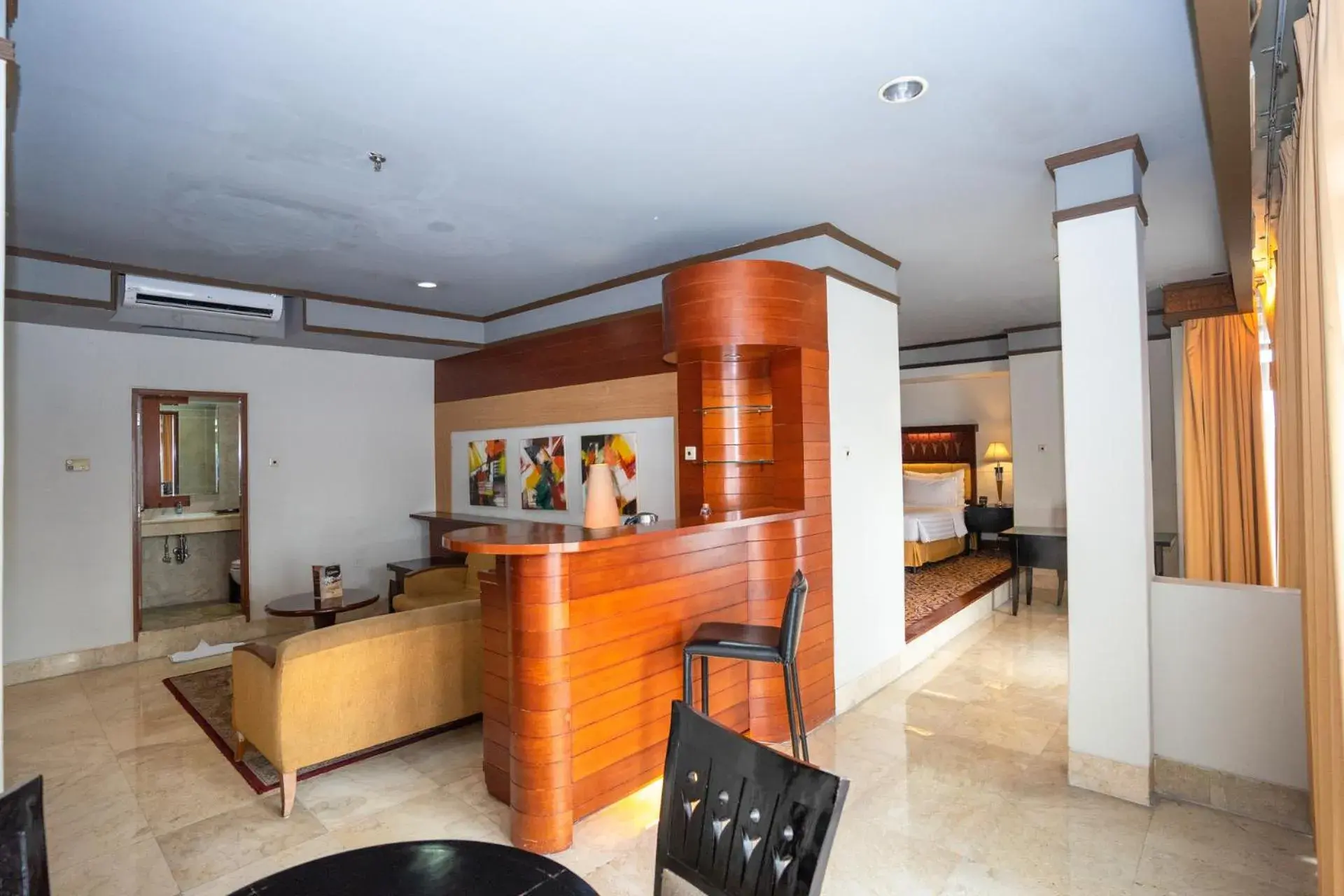 Suite Room in Hotel Savoy Homann Suite Room in Hotel Savoy Homann