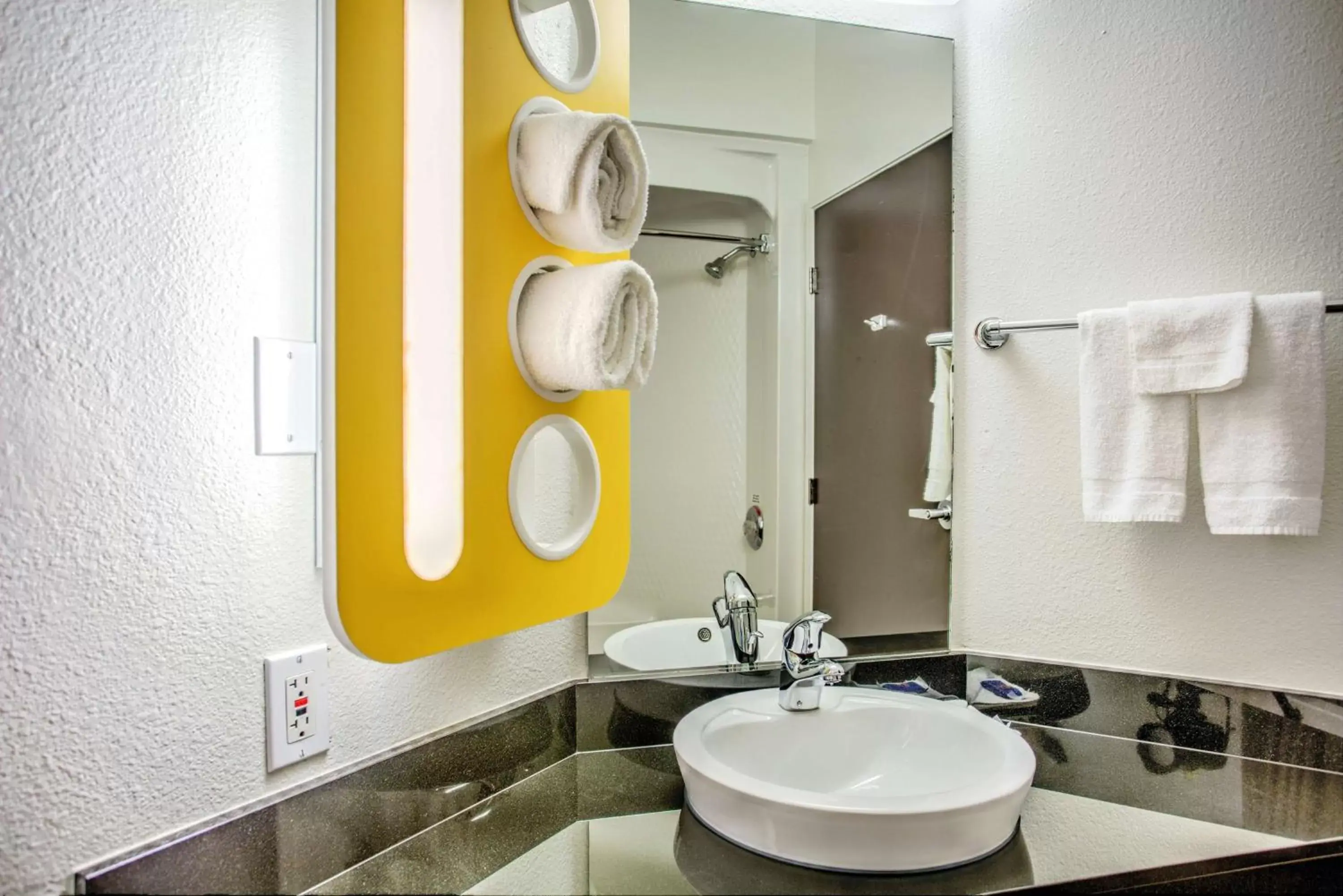 Queen Room with Two Queen Beds - single occupancy - Non-Smoking in Motel 6-Missoula, MT Queen Room with Two Queen Beds - single occupancy - Non-Smoking in Motel 6-Missoula, MT