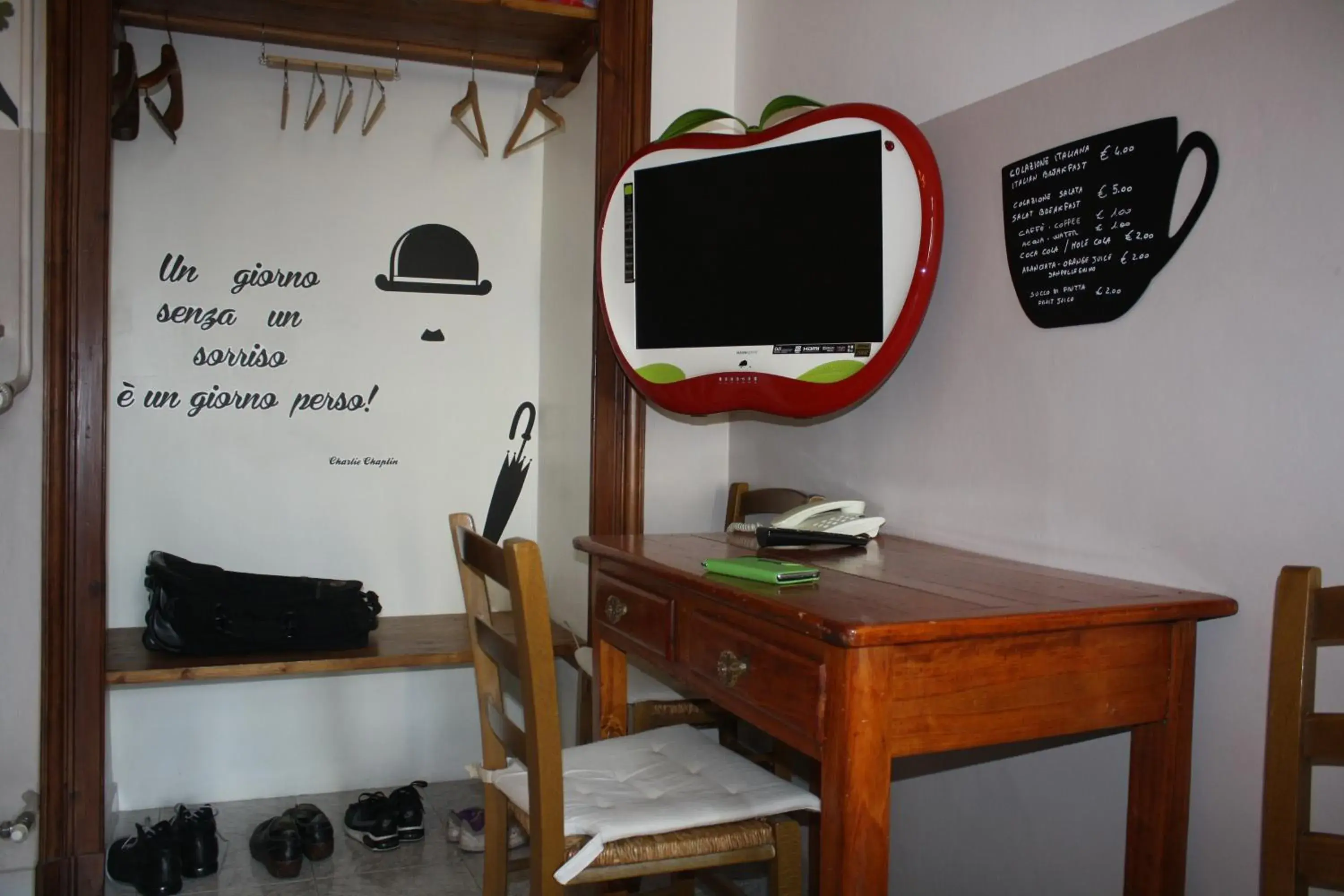 Quadruple Room in Albergo Avalon Quadruple Room in Albergo Avalon