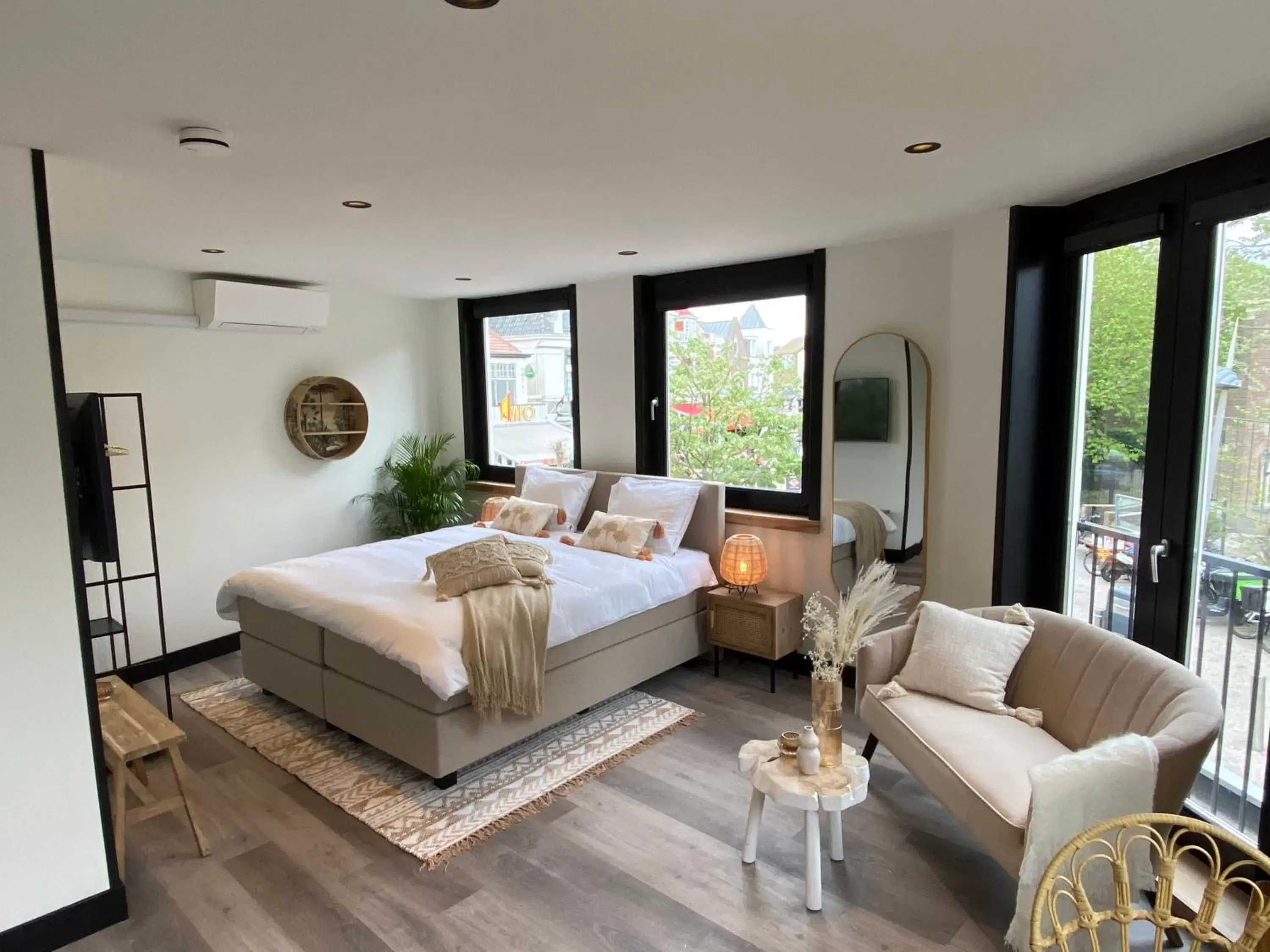 Deluxe King Studio in Boutique Hotel LE•BAR Deluxe King Studio in Boutique Hotel LE•BAR