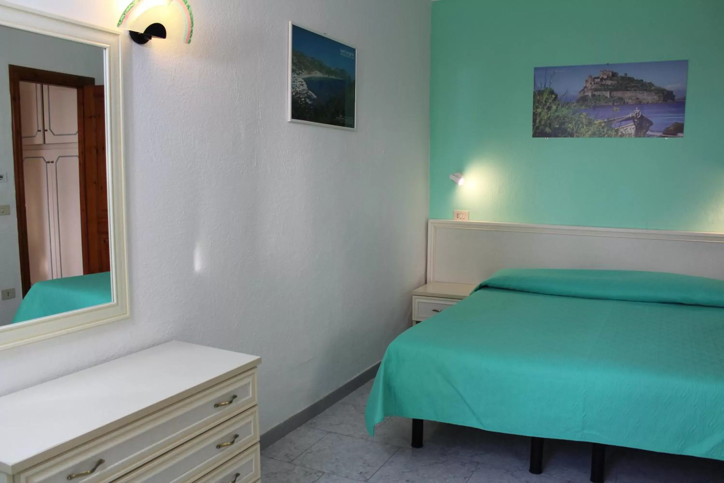 One-Bedroom Apartment with Sea View in Aparthotel Villa Marinù One-Bedroom Apartment with Sea View in Aparthotel Villa Marinù